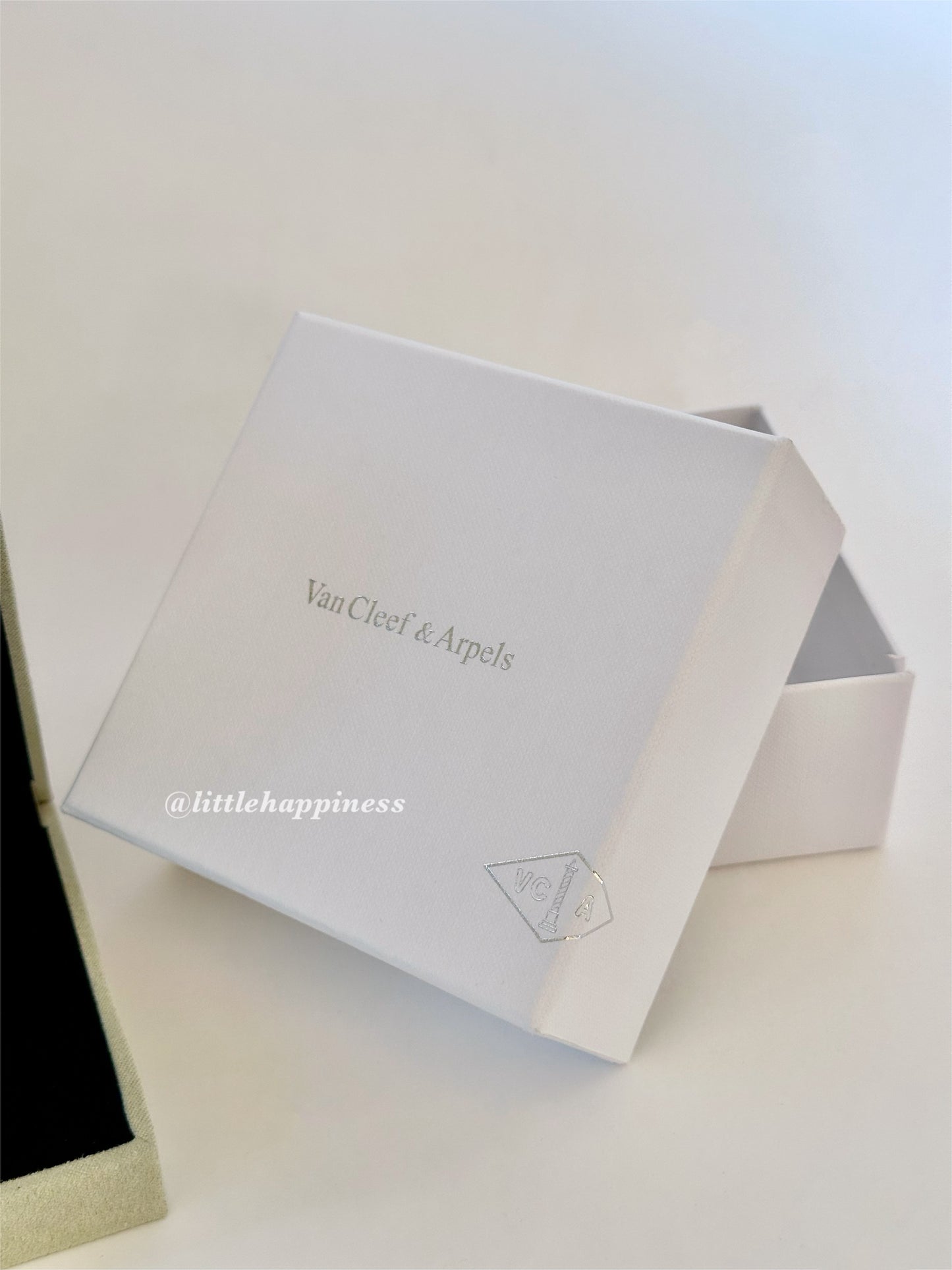 Caja Para Collar y Aretes Van Cleef