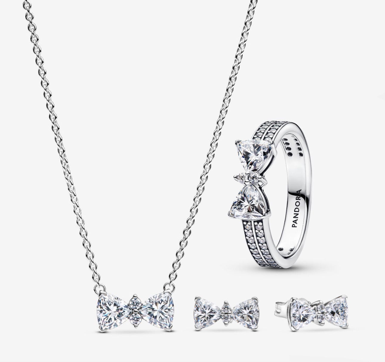 Conjunto Collar + Aretes + Anillo Lazo blanco Brillante