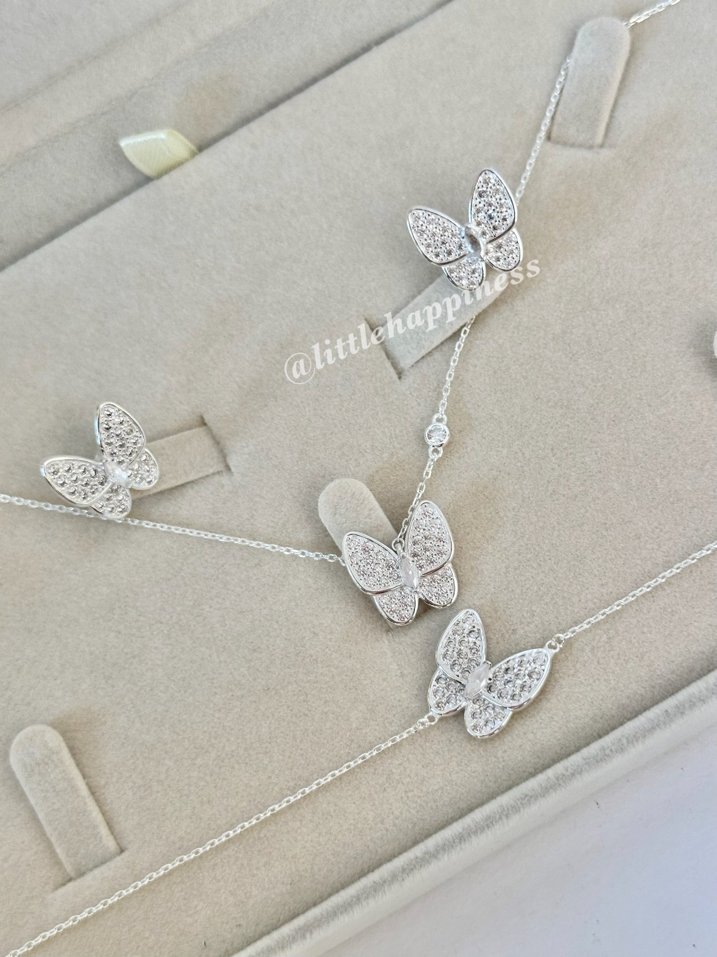 Conjunto Collar + aretes + pulsera Mariposa Van Cleef plateado