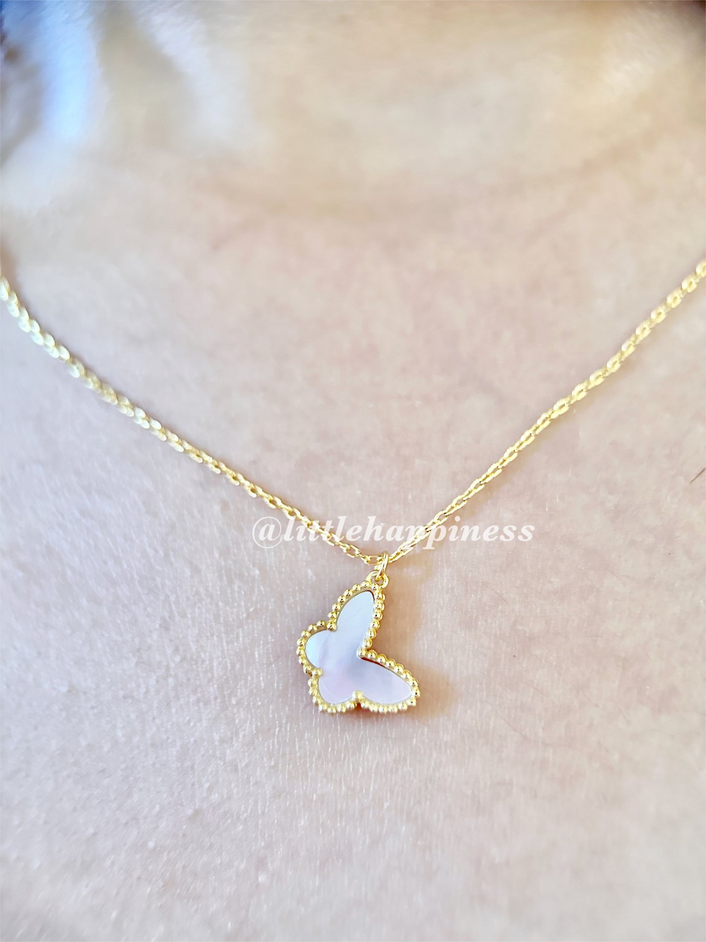 Conjunto Collar + aretes + pulsera Mariposa Van Cleef Dorado y Blanco