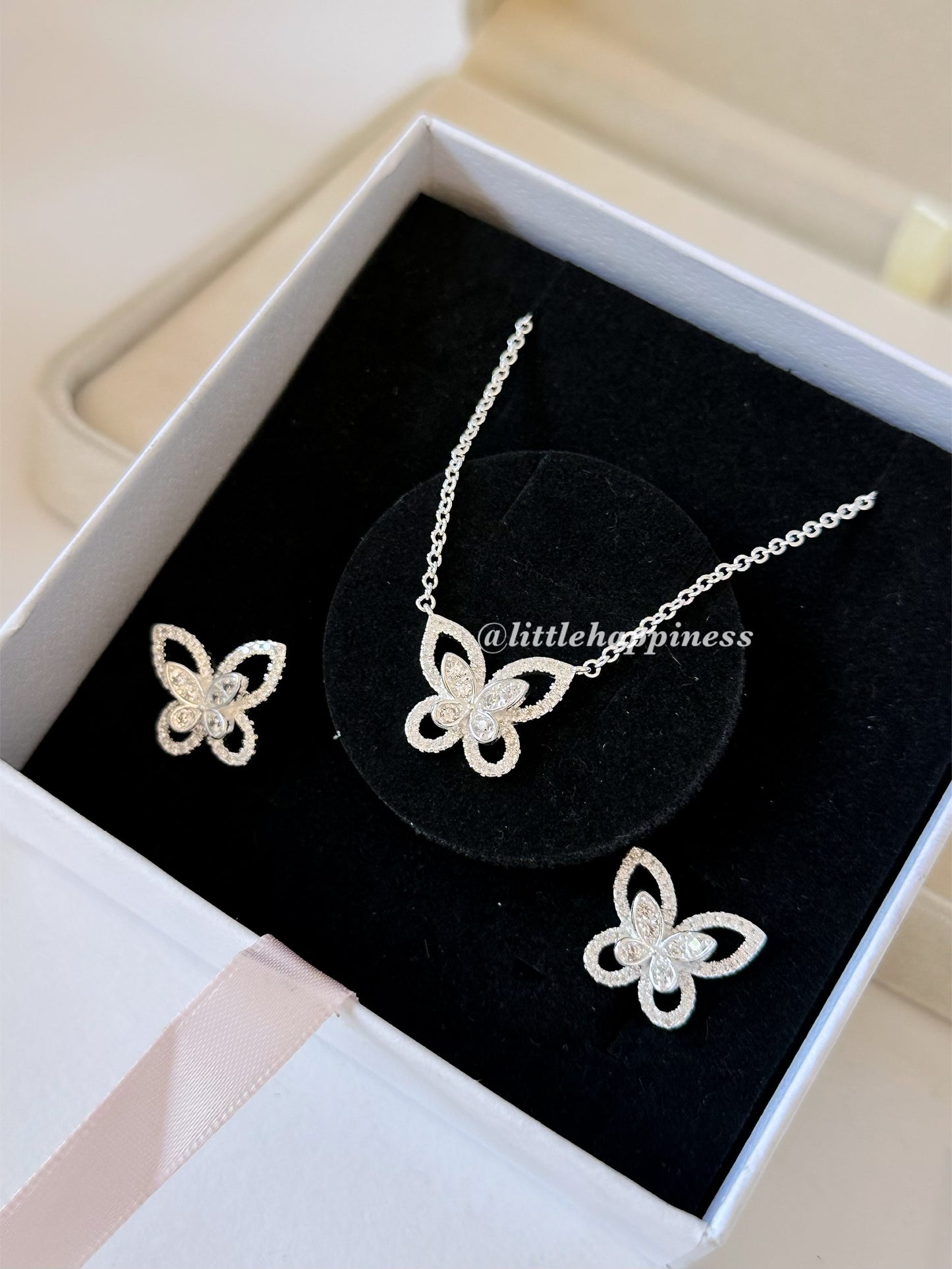Conjunto Collar + aretes Mariposa Van Cleef
