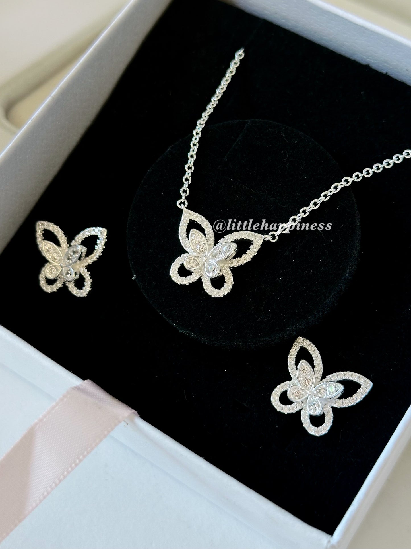 Conjunto Collar + aretes Mariposa Van Cleef
