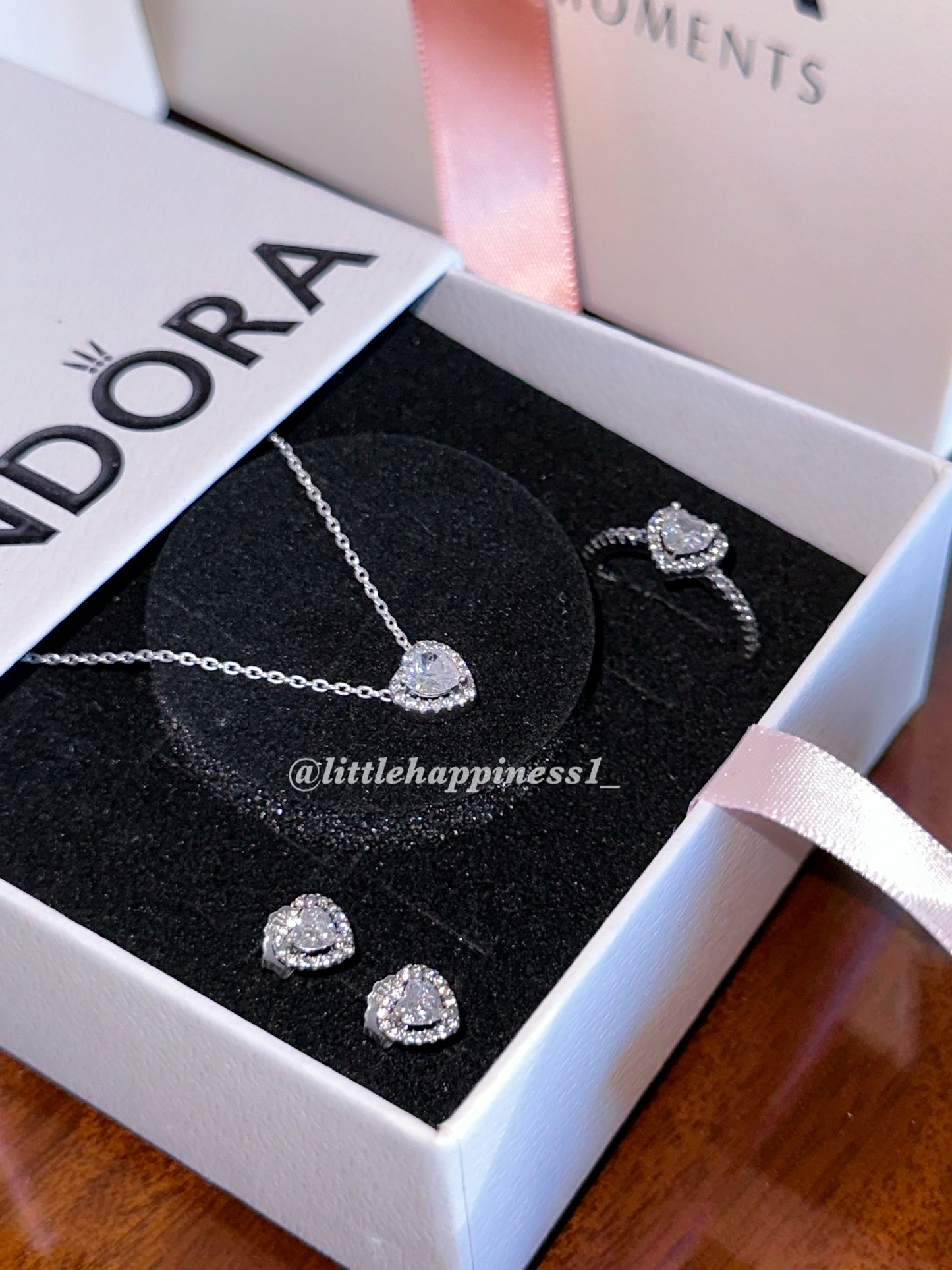 Set Completo Corazón Relieve Trasparente