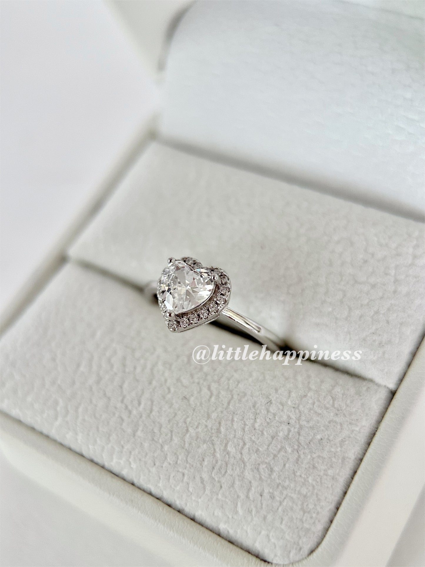Anillo Corazón Blanco, aro Liso