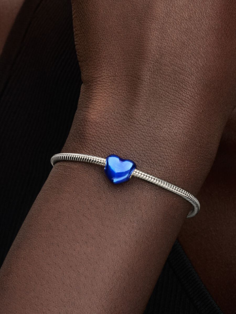Charm Corazón Metálico Azul Oscuro