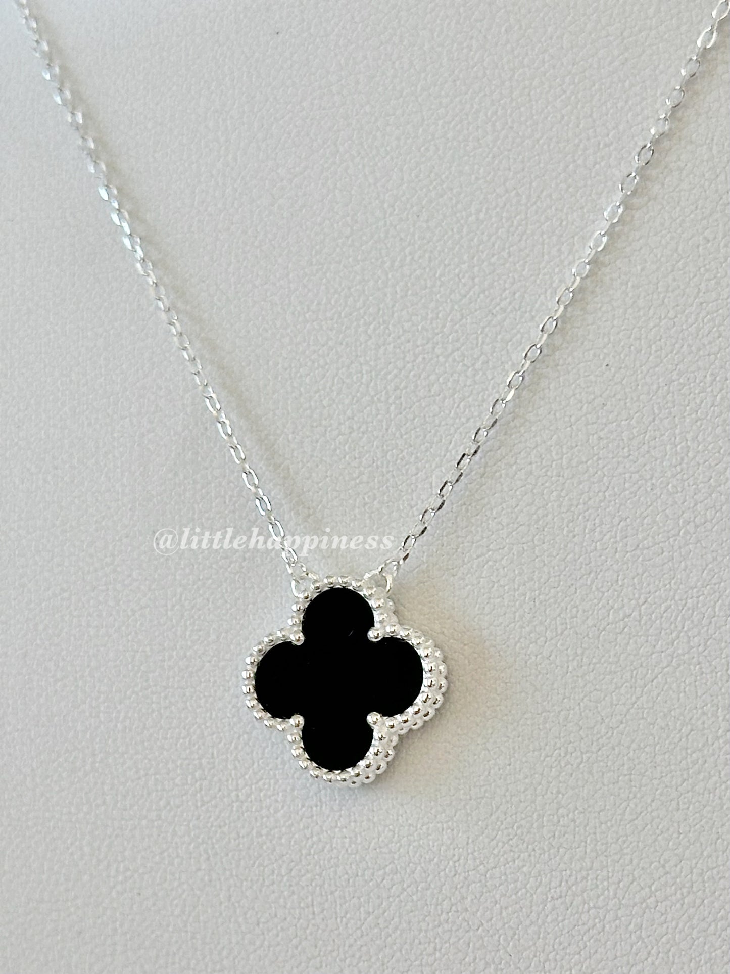 Collar 1 trébol Negro Plateado