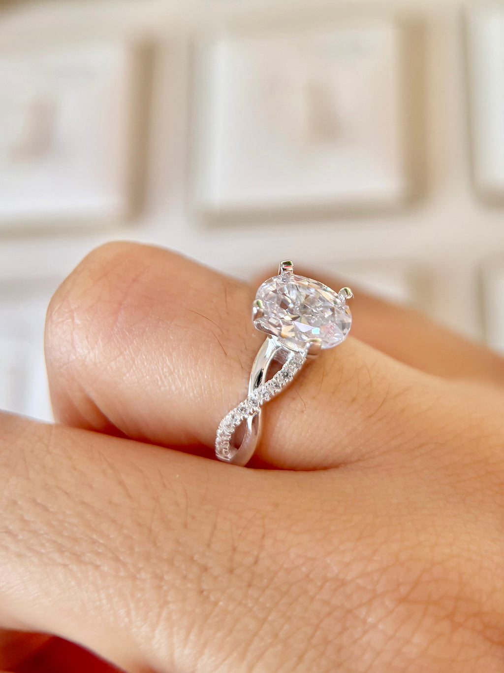 Anillo compromiso Corte Ovalado