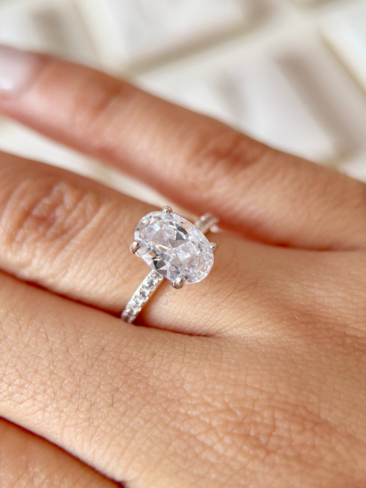 Anillo Compromiso corte Ovalado