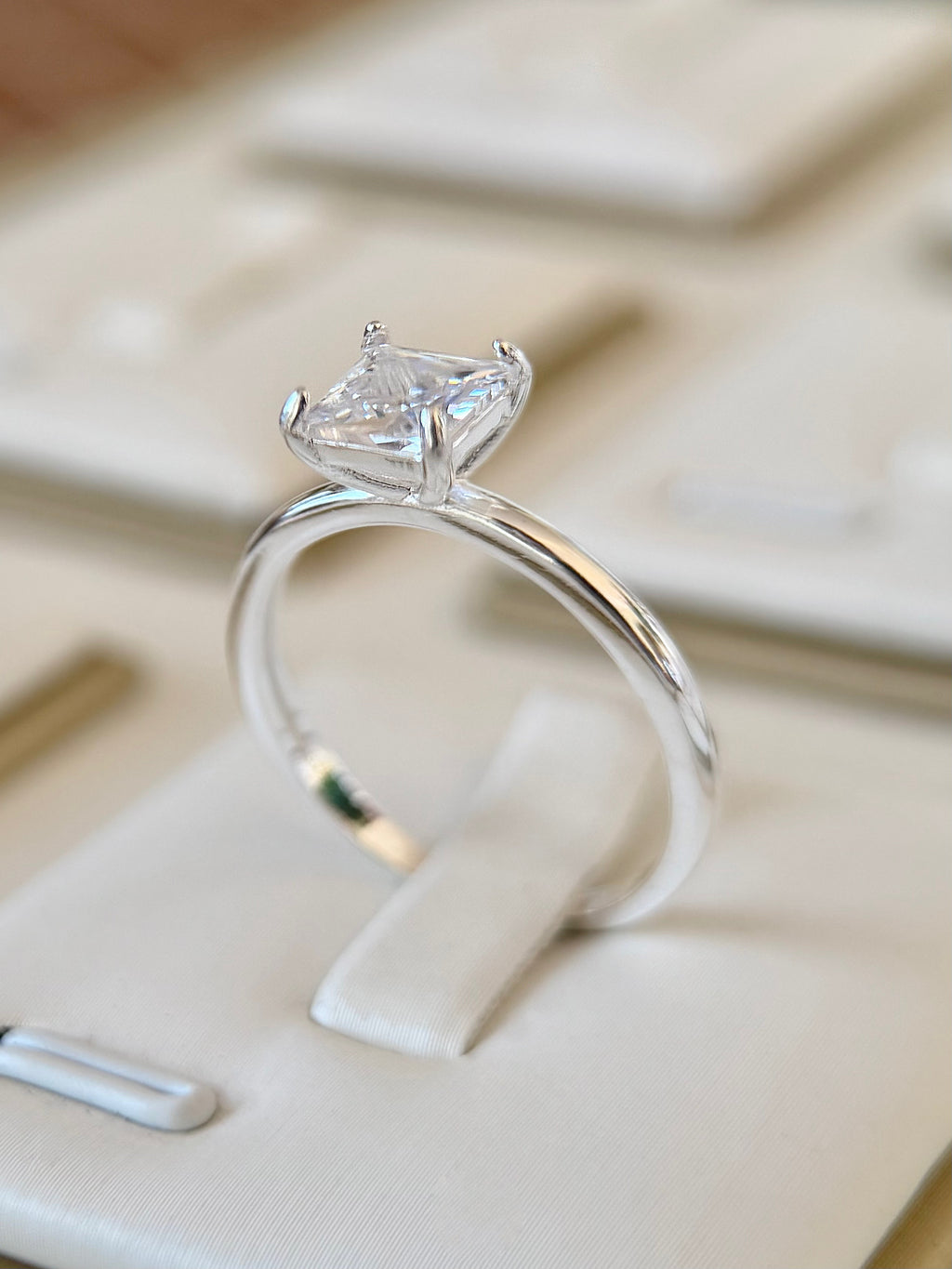 Anillo compromiso Corte Princesa