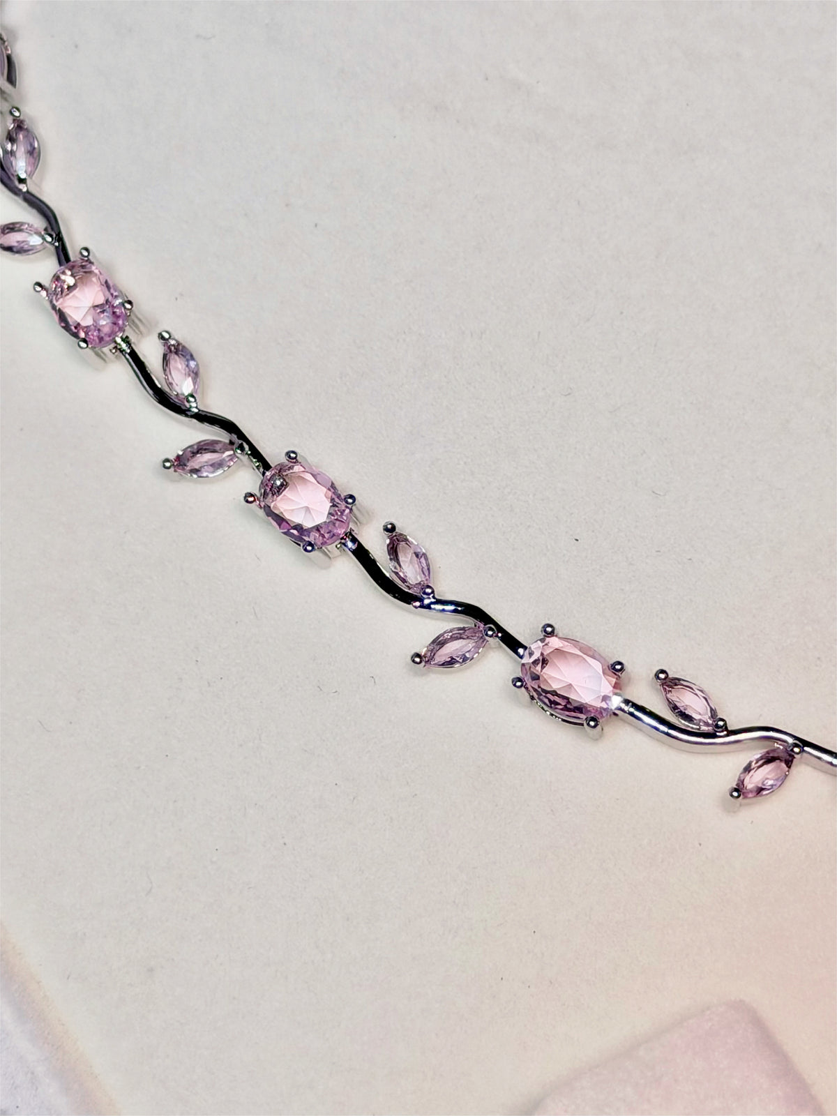 Collar Tulipanes Rosados, Plateado