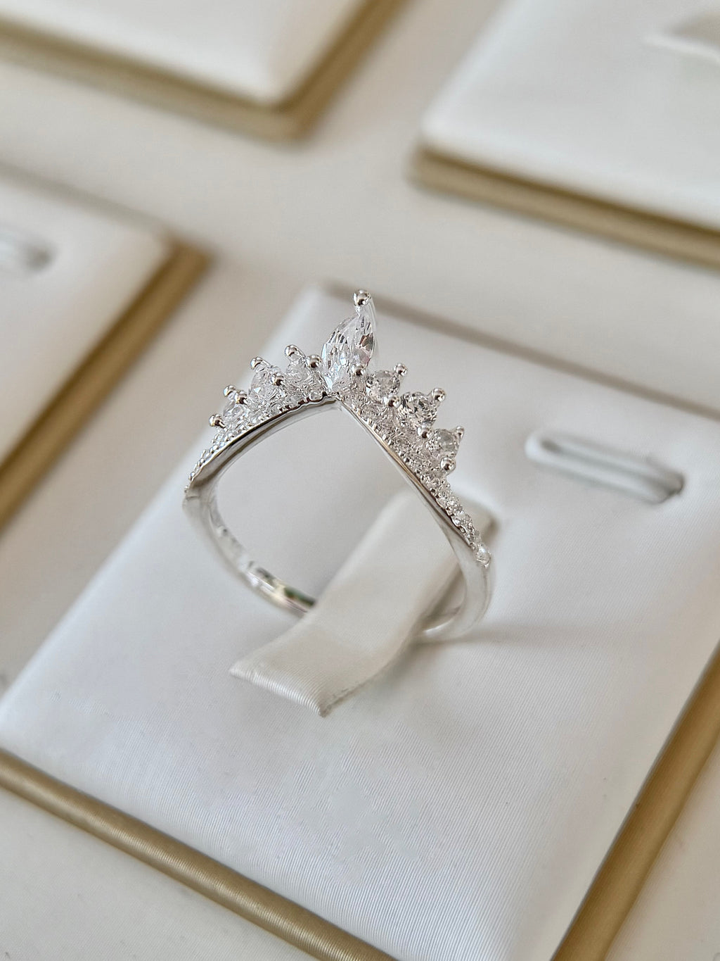 Anillo Corona