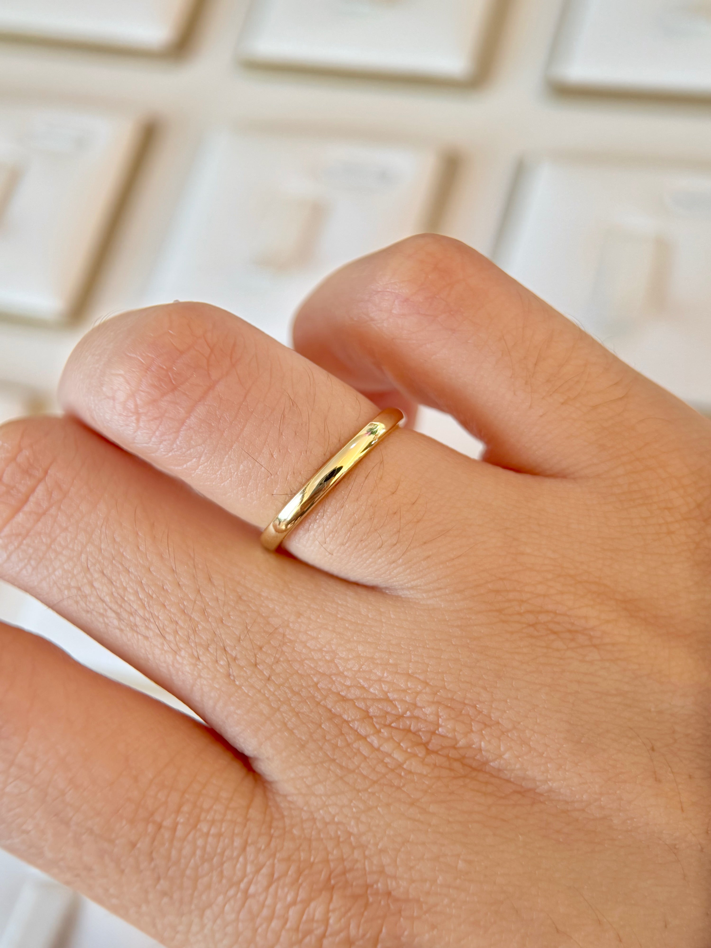 Anillo Aro Liso 2mm Dorado