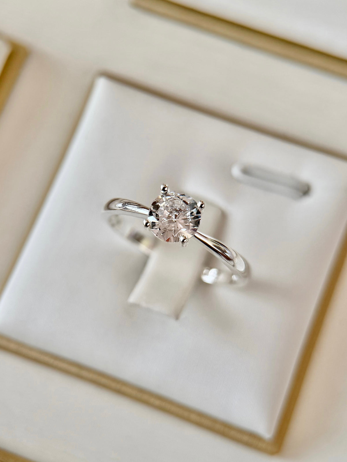 Anillo compromiso Corte Redondo