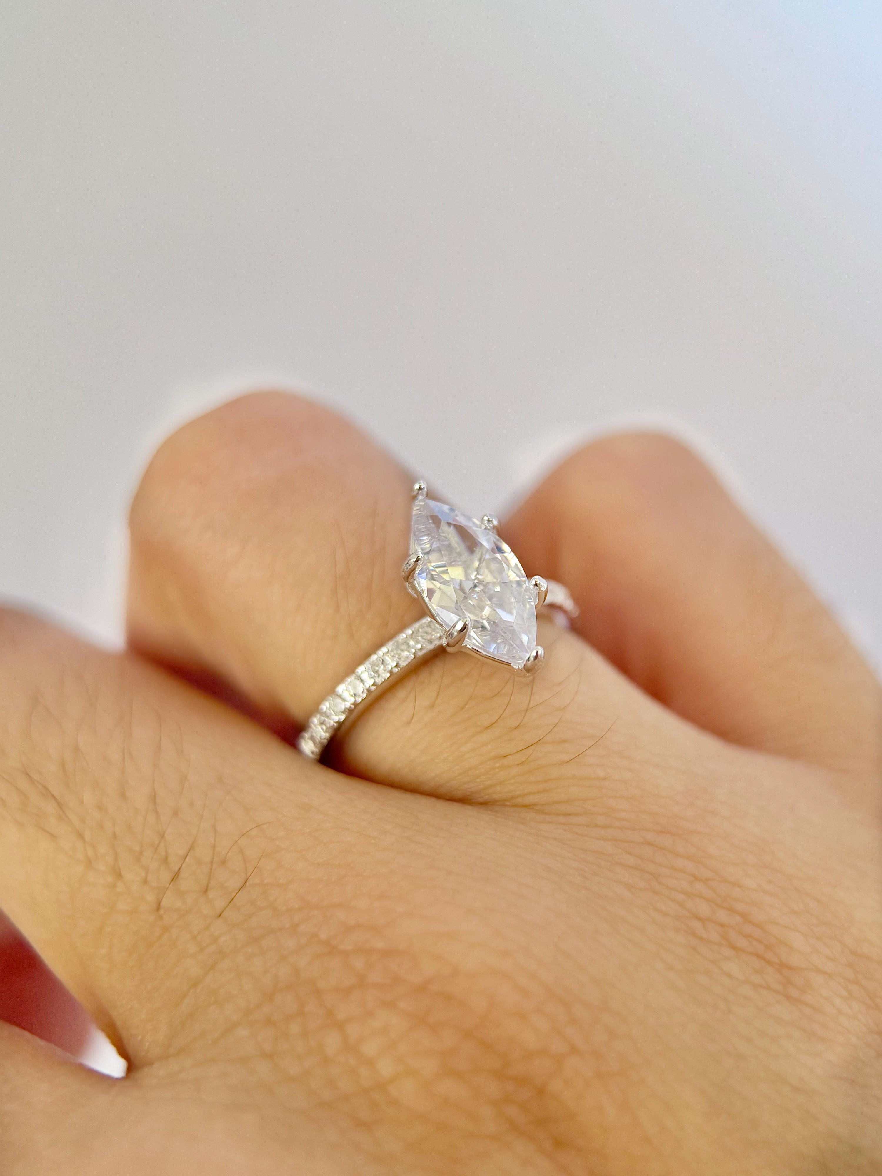 Anillo Compromiso Corte Marquesa