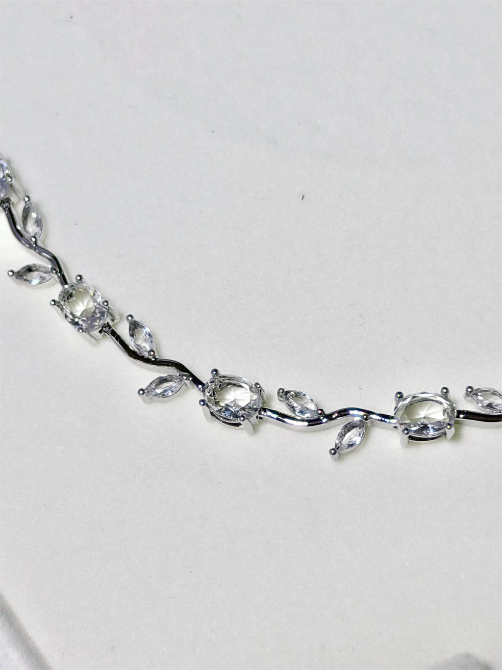 Collar Tulipanes Blancos, Plateado