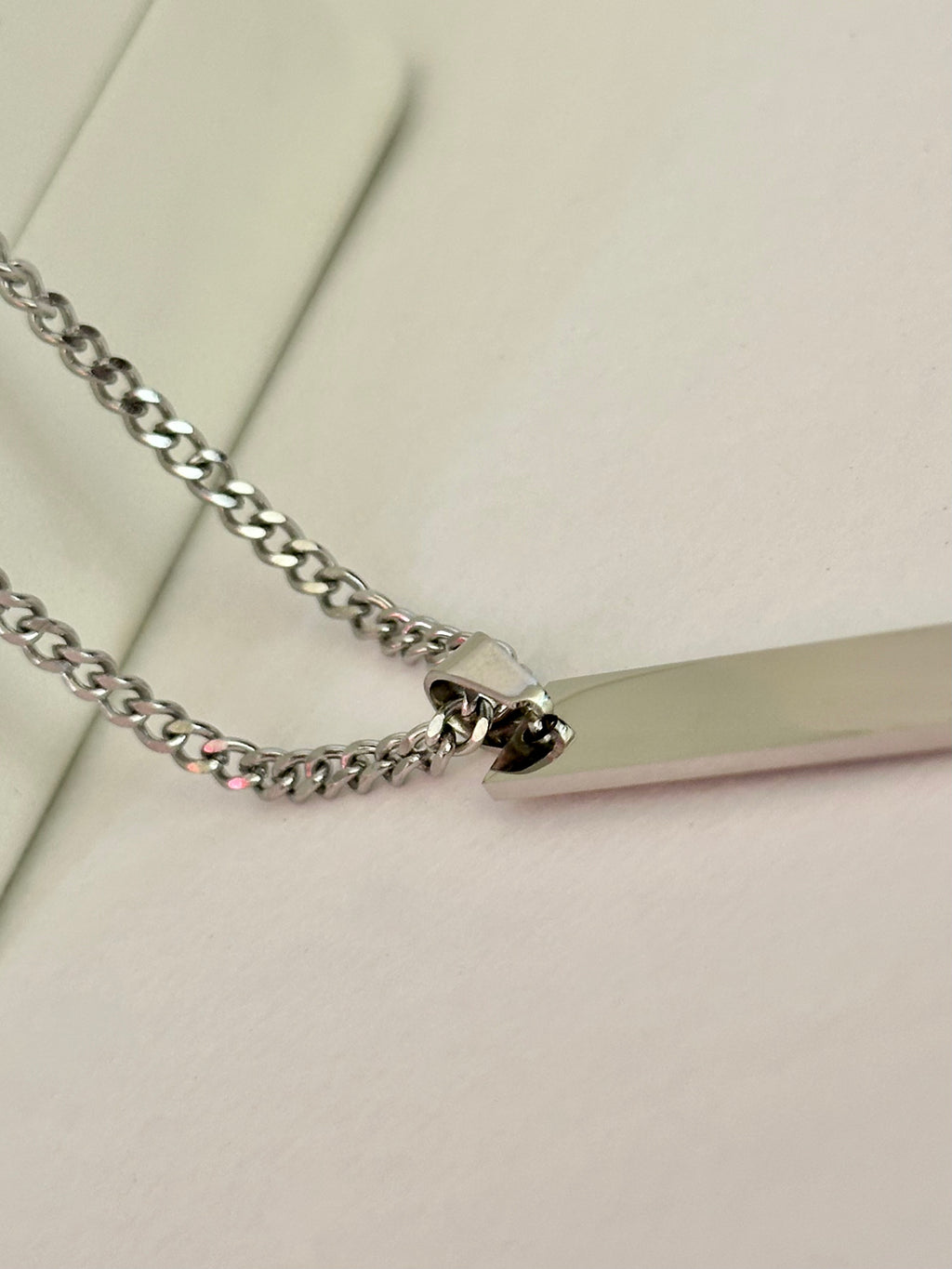 Collar con Placa Grabable, Acero Inoxidable