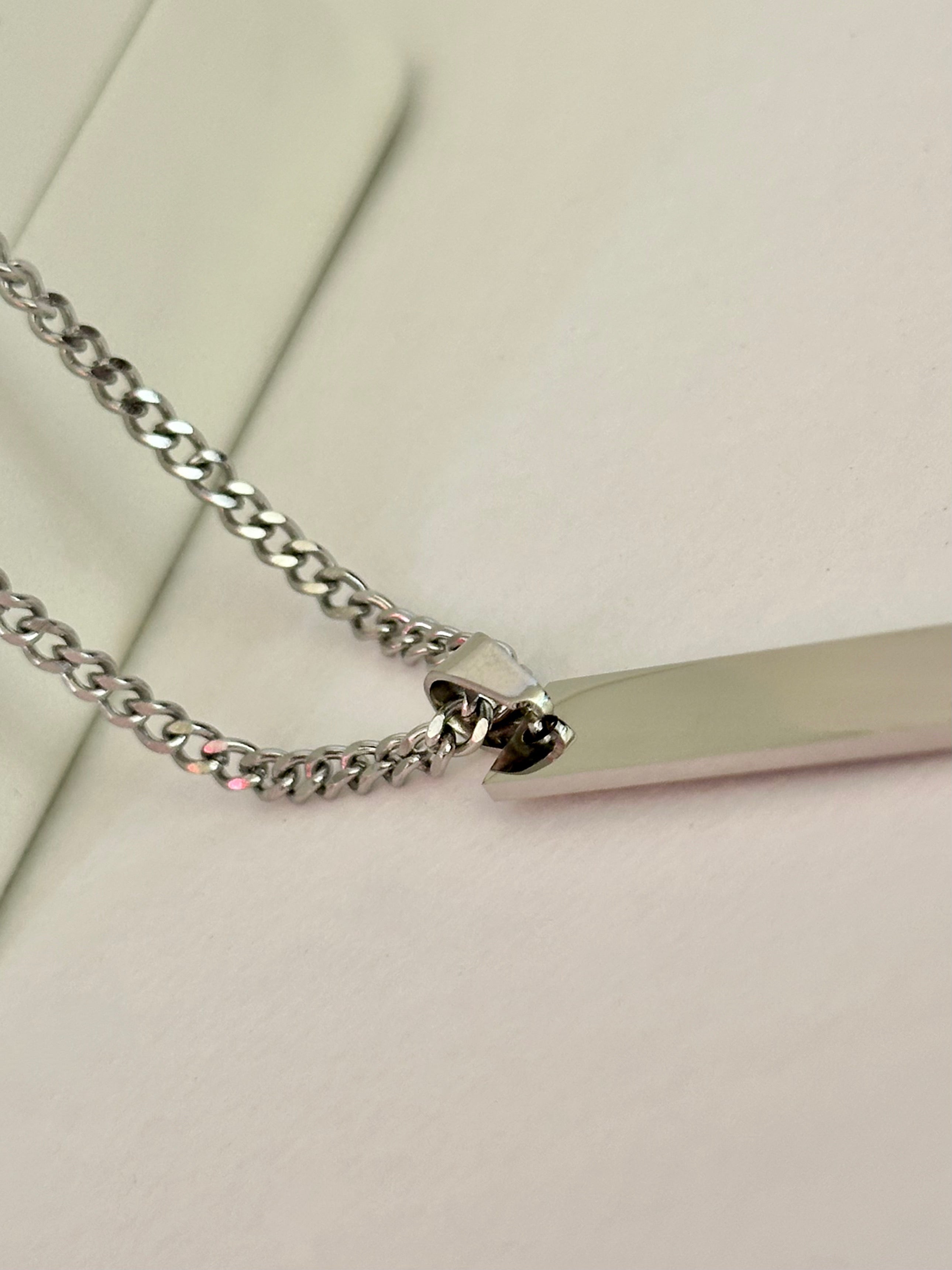 Collar con Placa Grabable, Acero Inoxidable