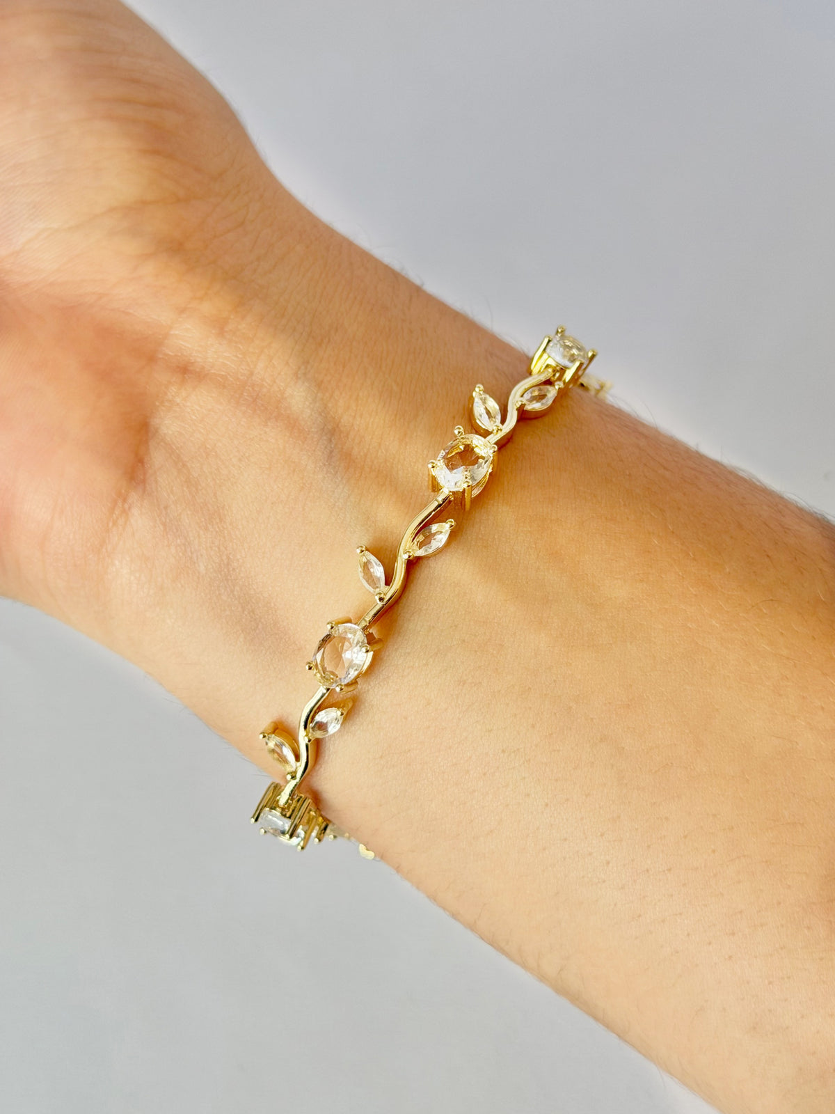 Pulsera Tulipanes Blancos Dorada