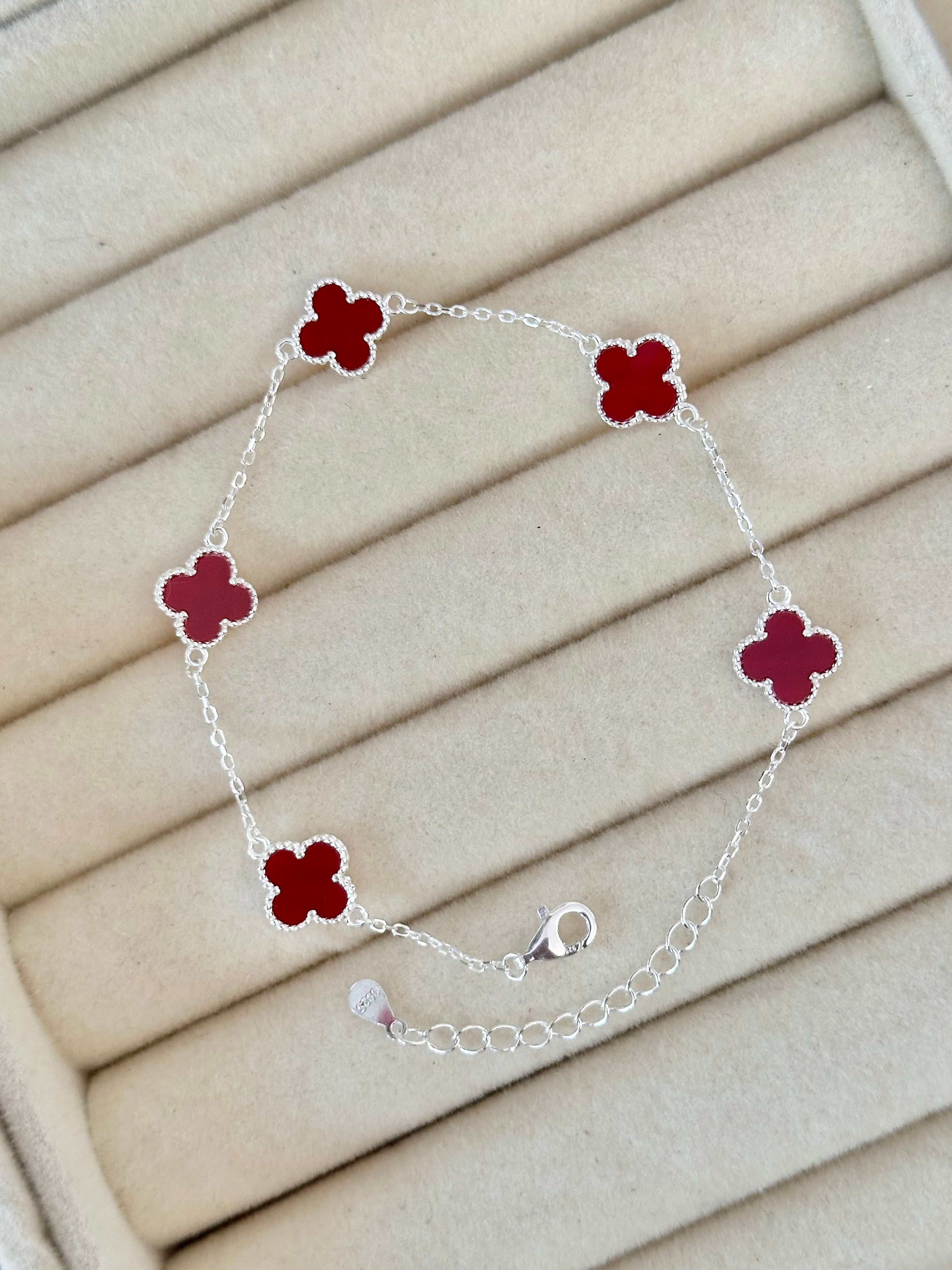 Pulsera Mini Tréboles Rojos
