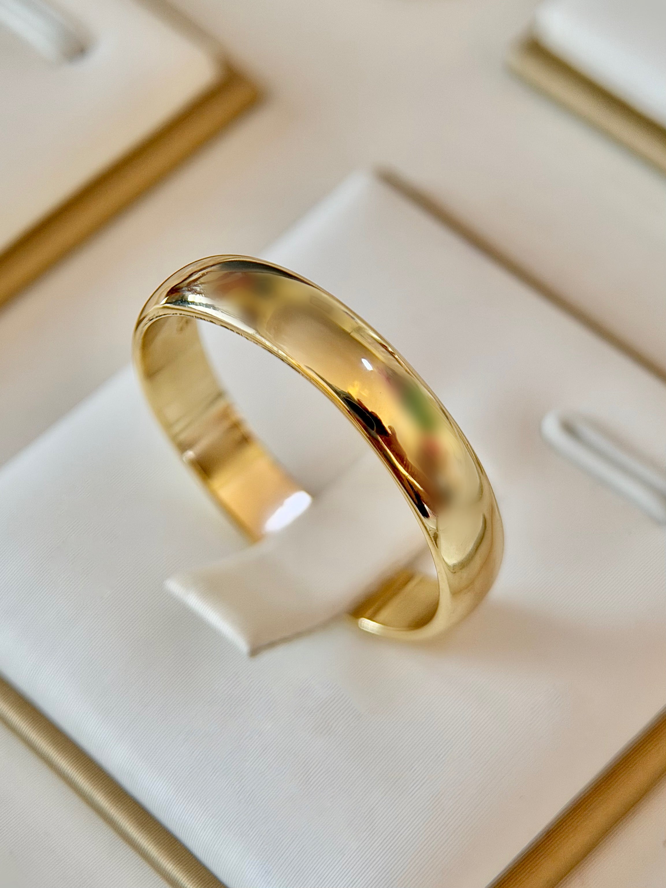 Anillo Aro Liso 4mm Dorado