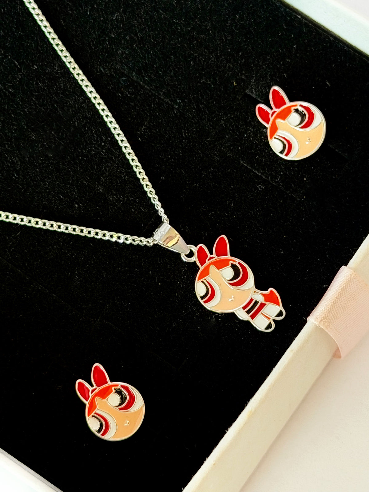 Conjunto Collar y aretes Bombón, chicas superpoderosas