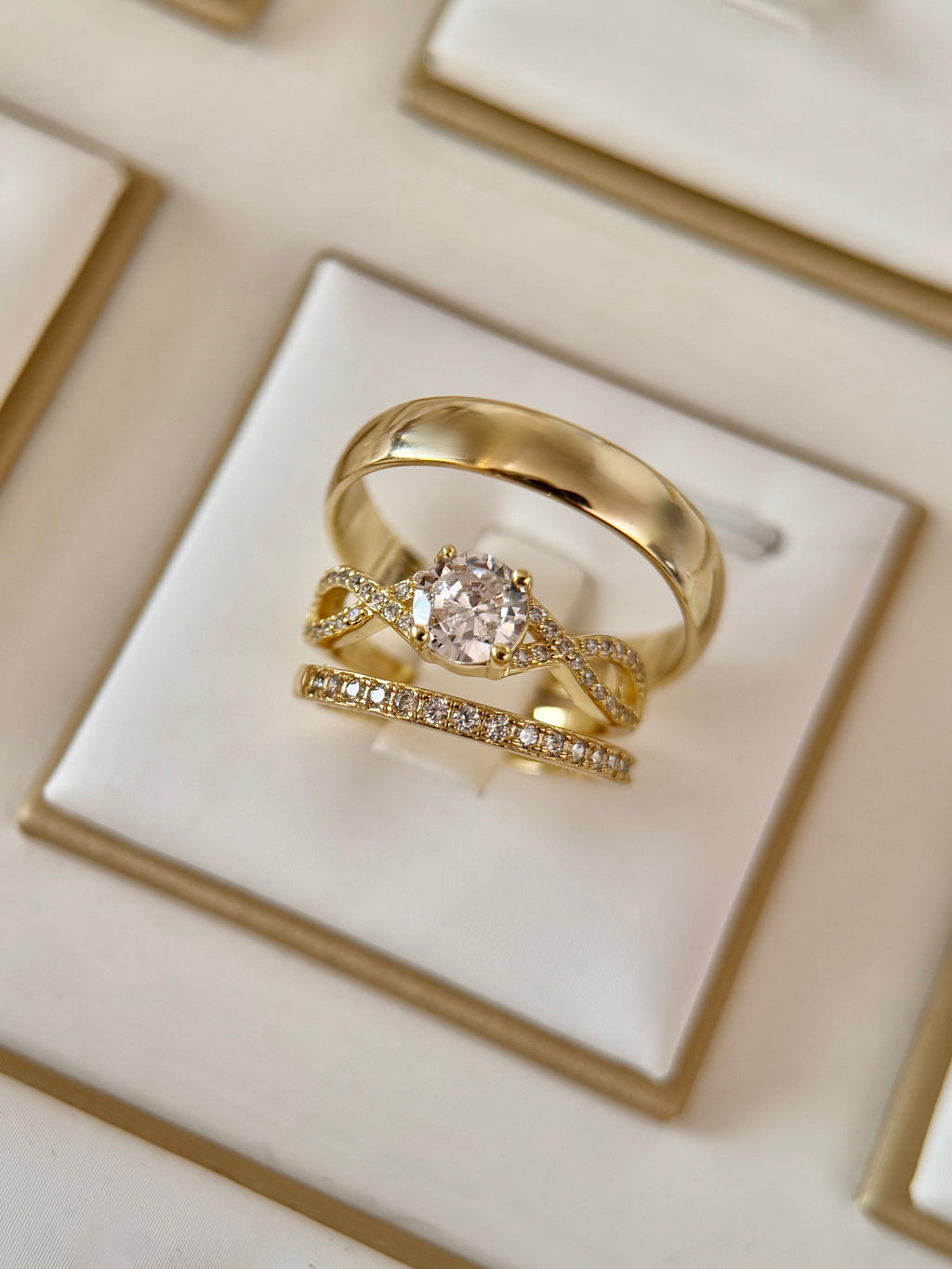 Trío de Boda Bañado en Oro 18k