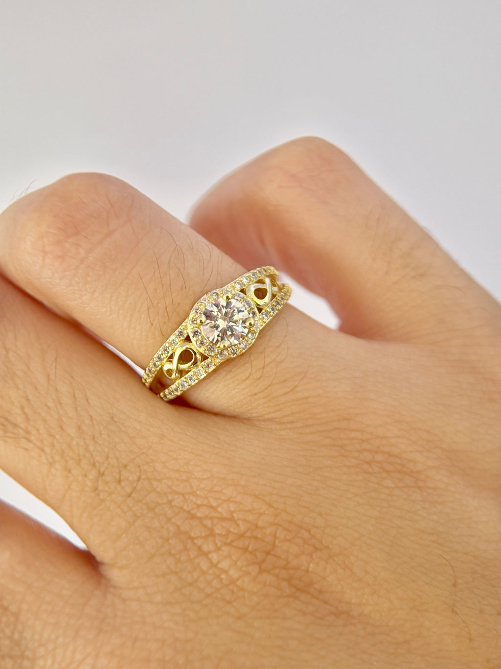 Anillo compromiso Infinito, Dorado