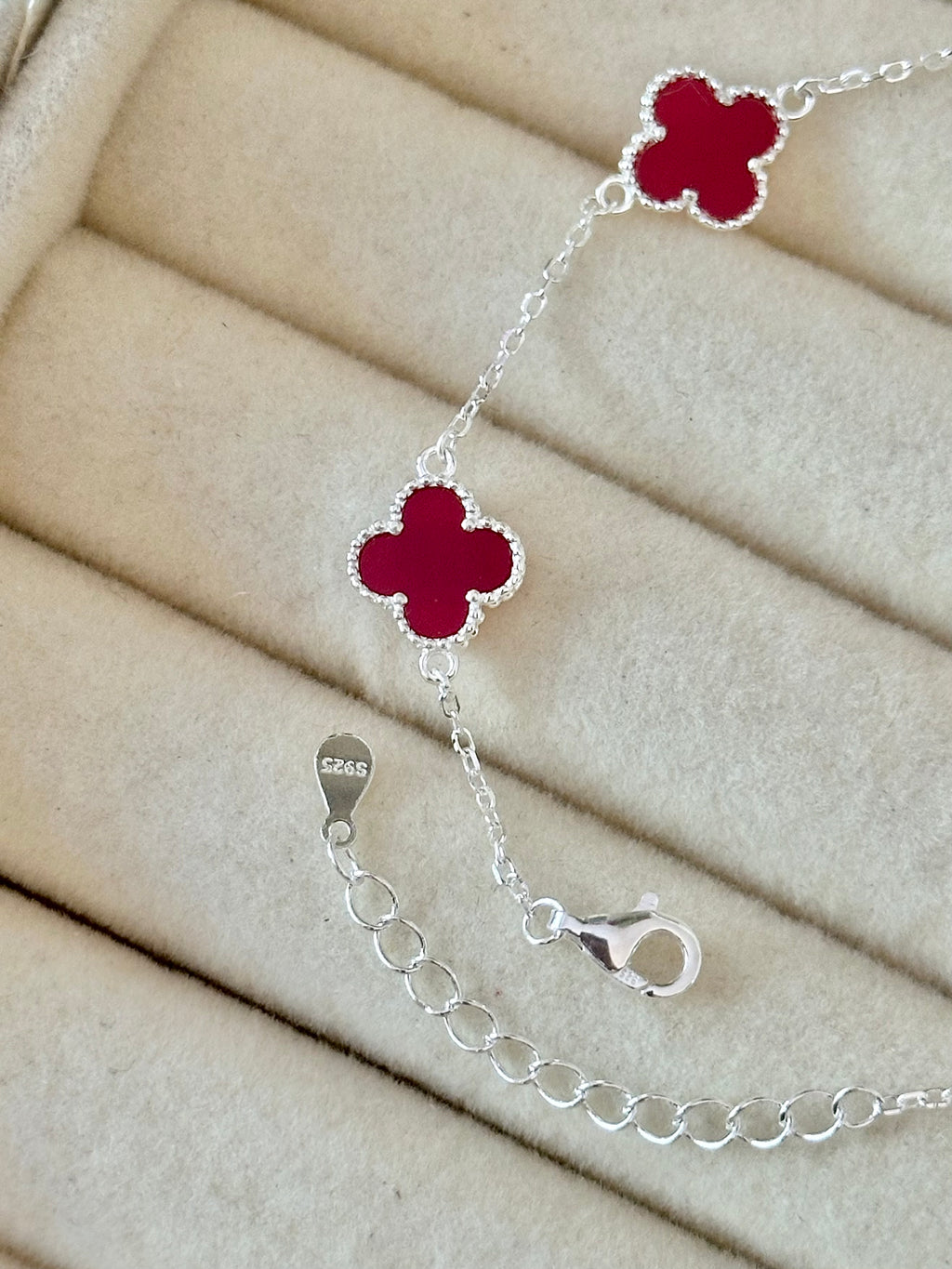 Pulsera Mini Tréboles Rojos