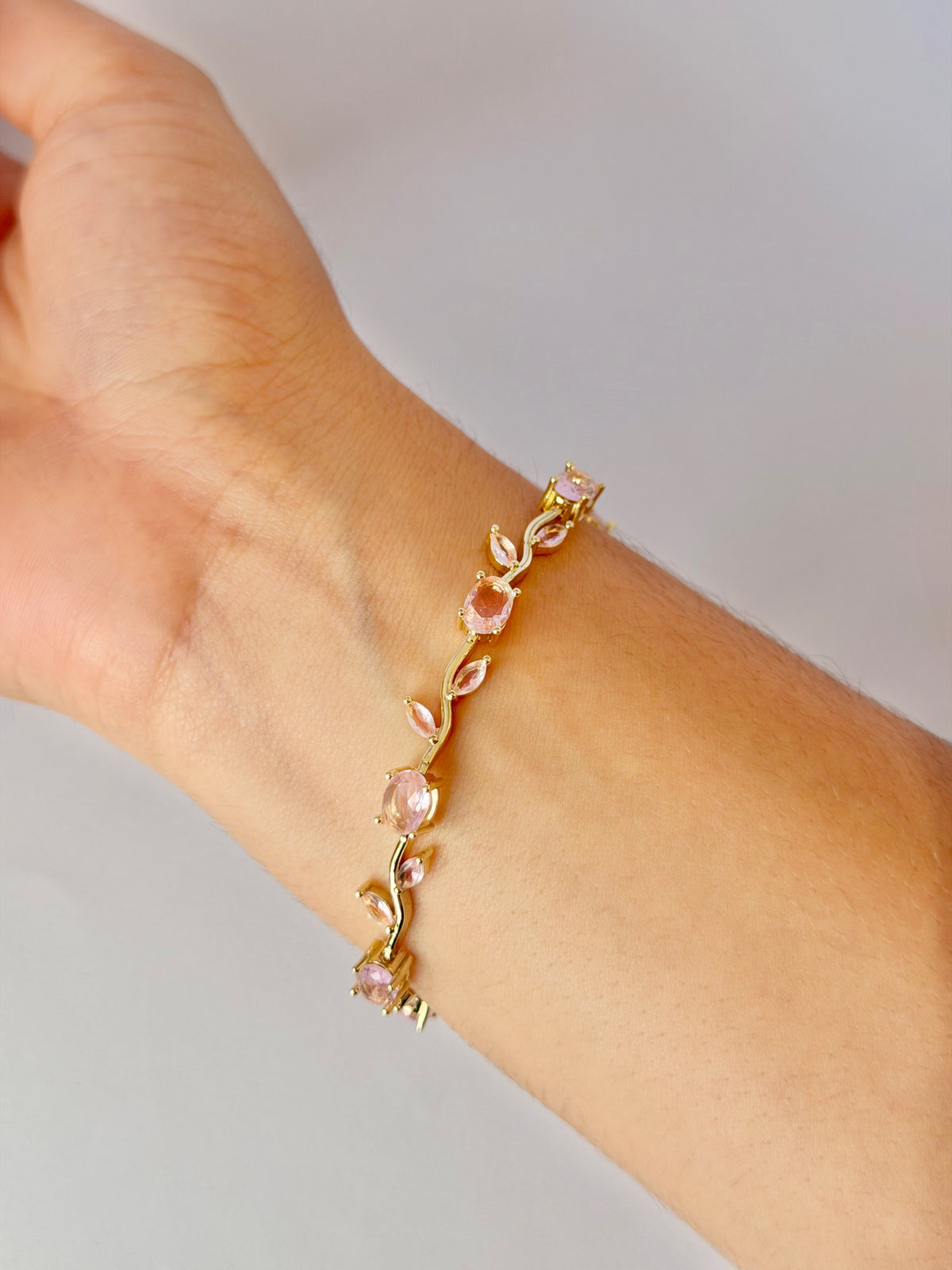 Pulsera Tulipanes Rosados Dorada