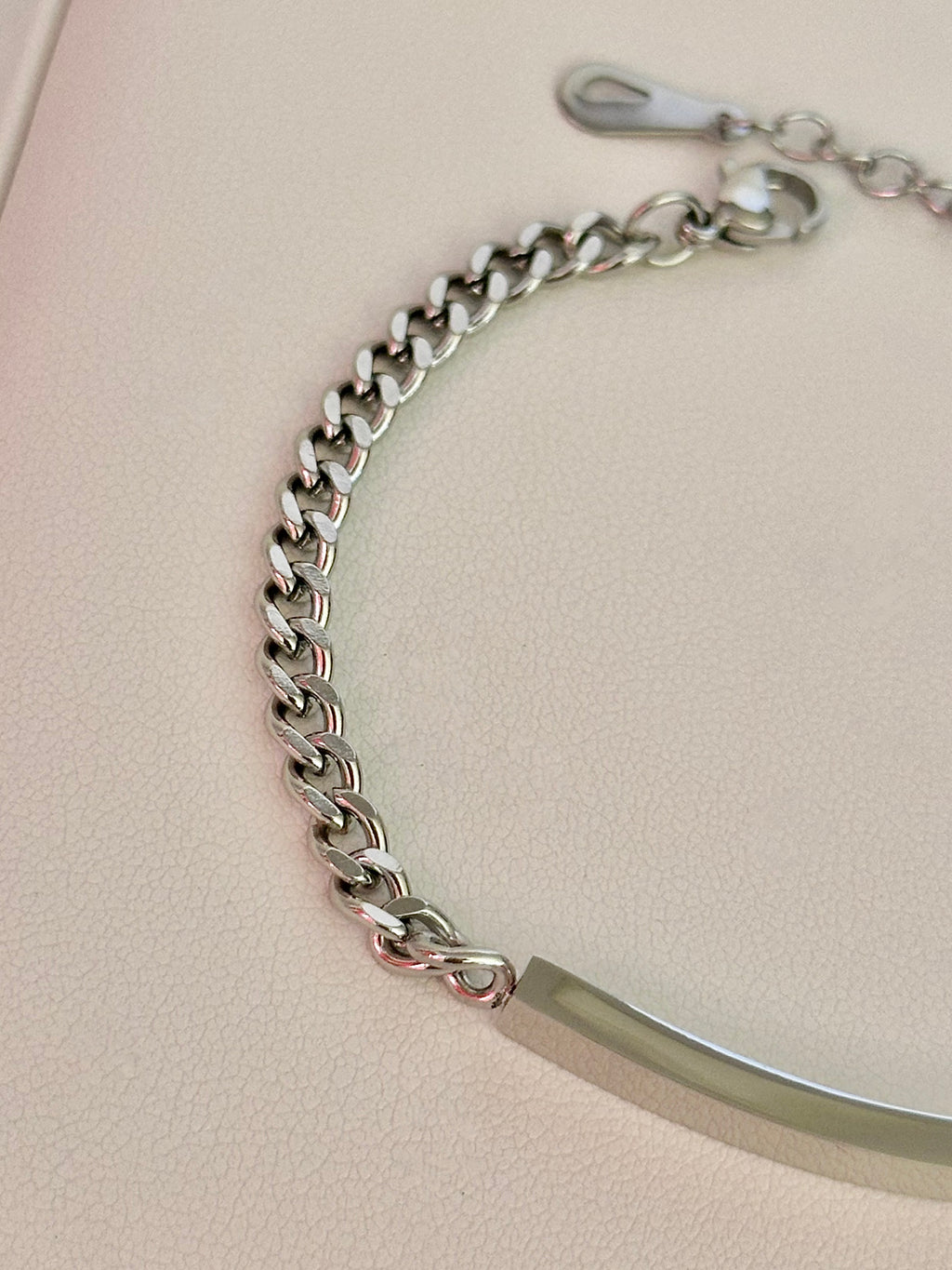 Guillo con placa Grabable, Acero Inoxidable