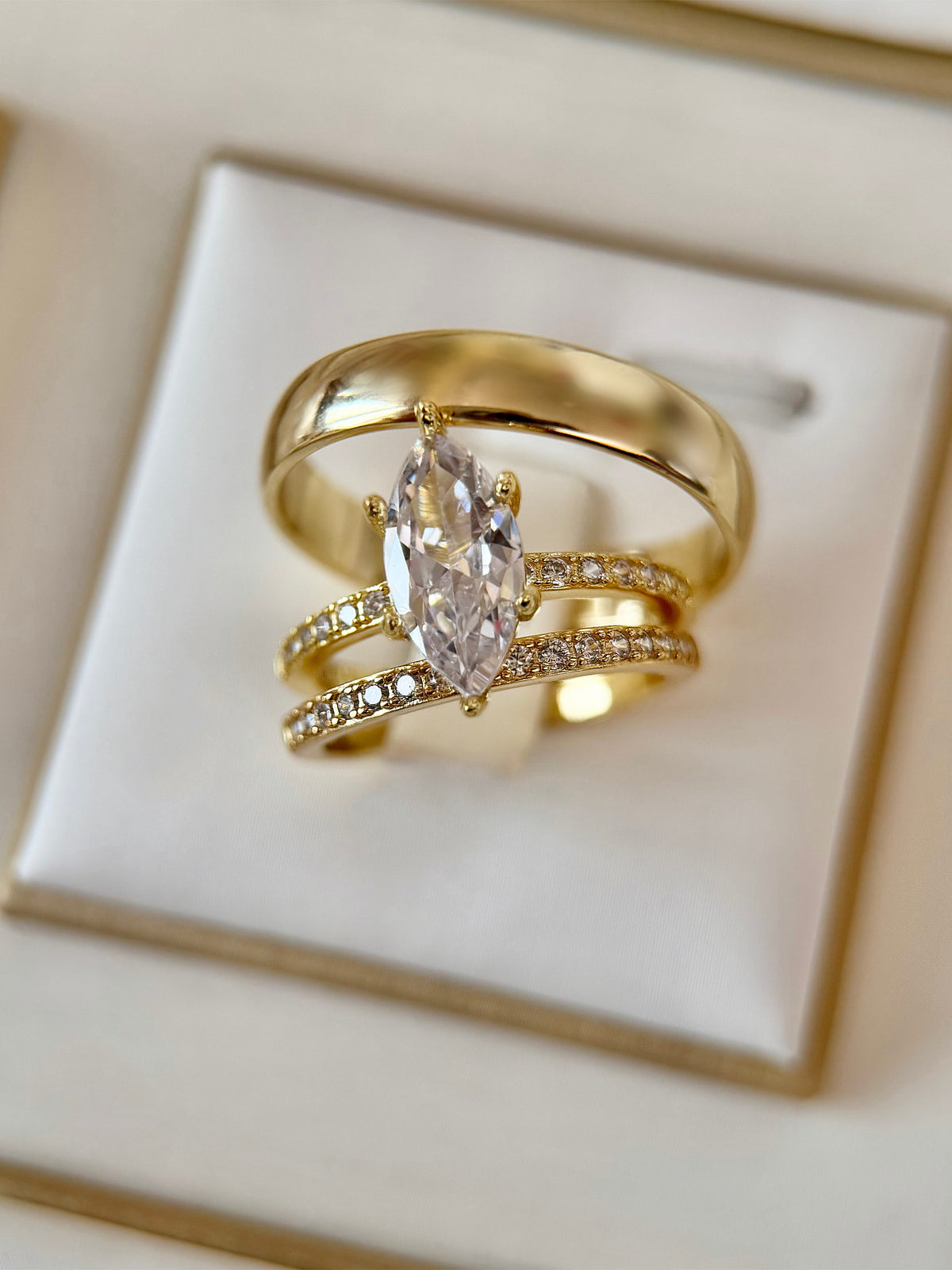 Trío De Boda bañado en Oro 18k