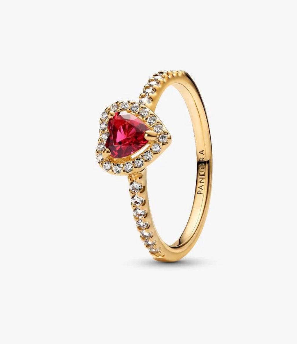 Anillo Corazón en Relieve Dorado