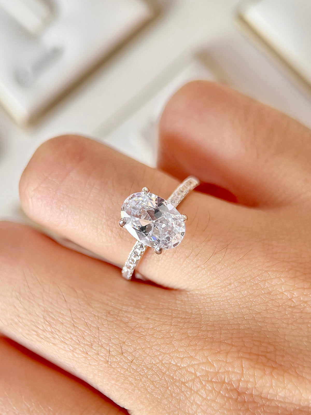 Anillo Compromiso corte Ovalado