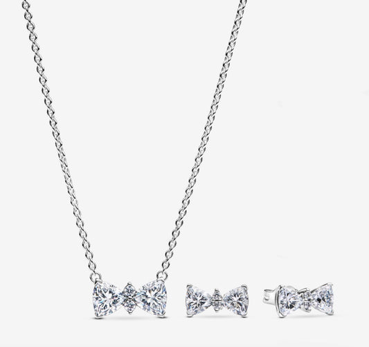 Conjunto Collar y aretes Lazo Brillante Blanco