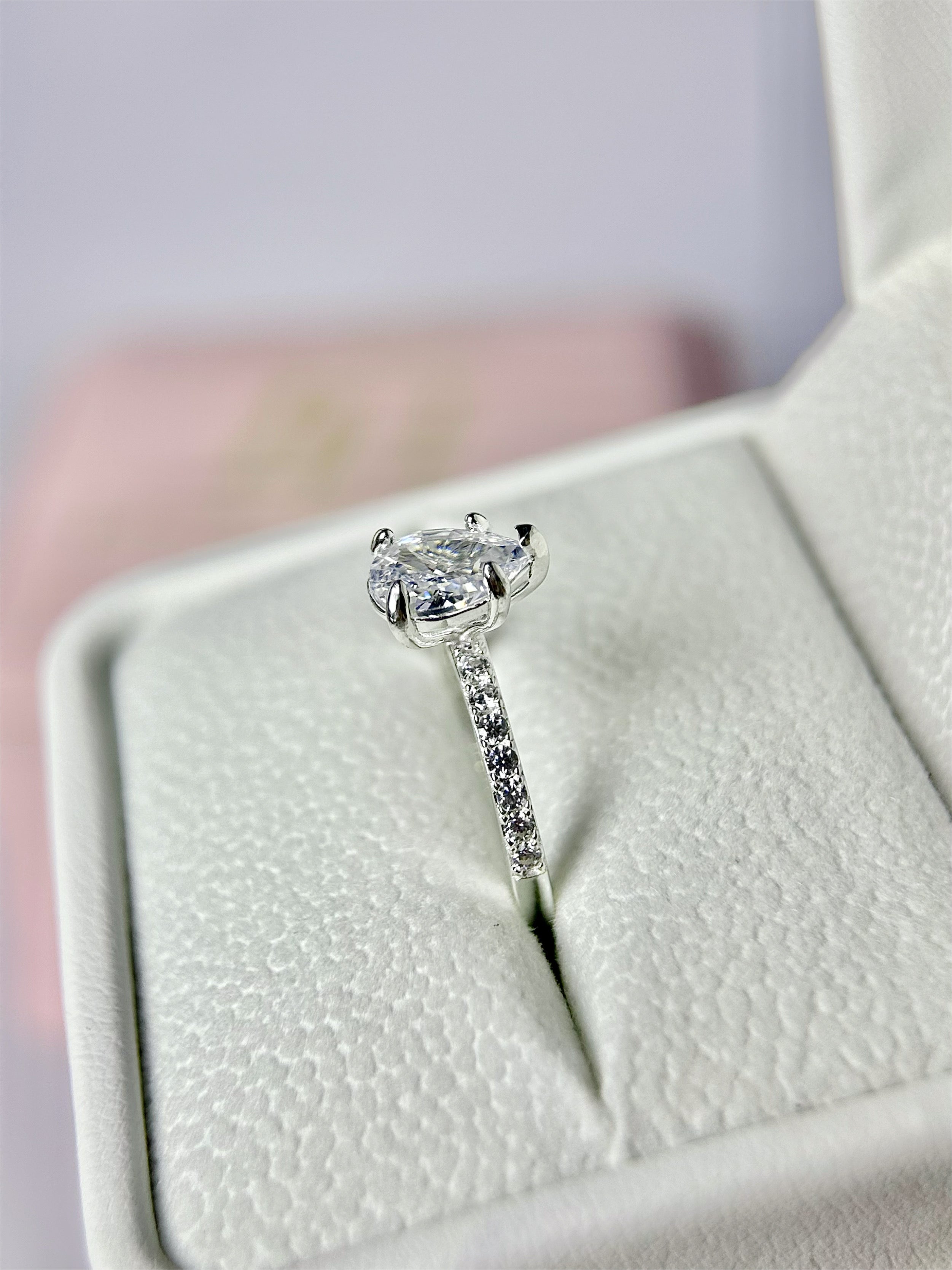 Anillo Compromiso Corte Pera