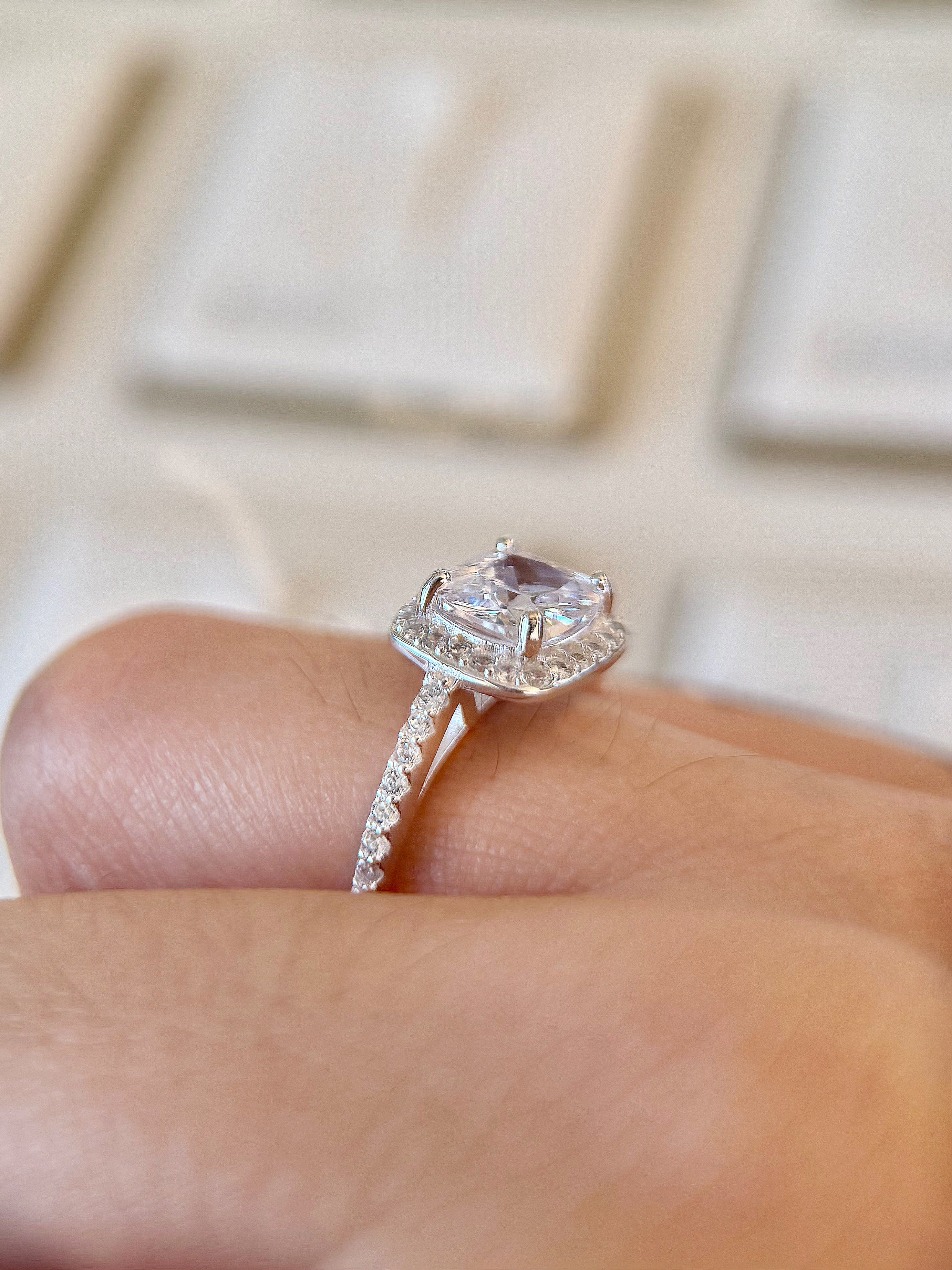 Anillo compromiso Corte Cuadrado