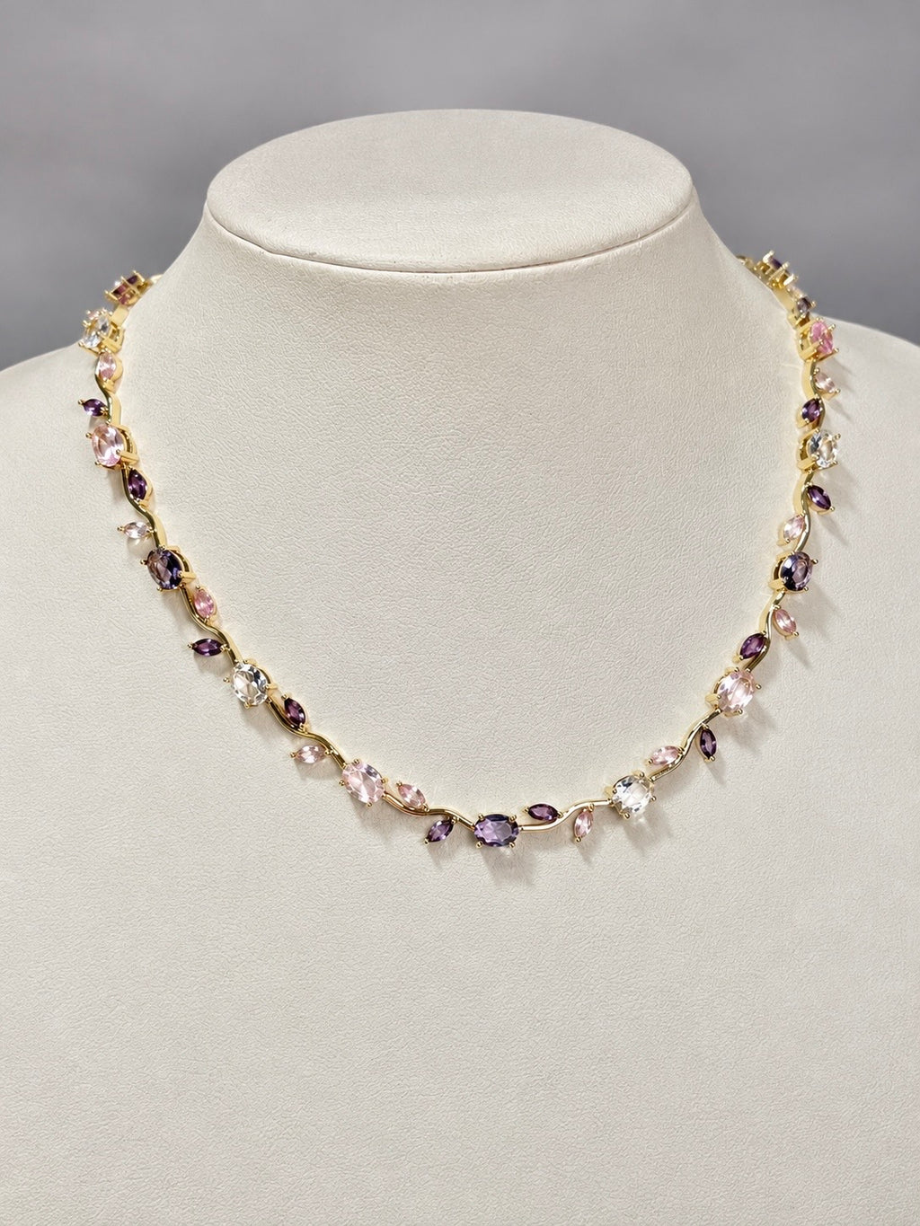 Collar Tulipanes Dorado