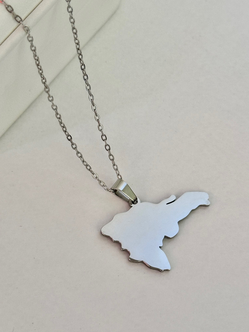 Collar Grabable Mapa República Dominicana, Acero Inoxidable