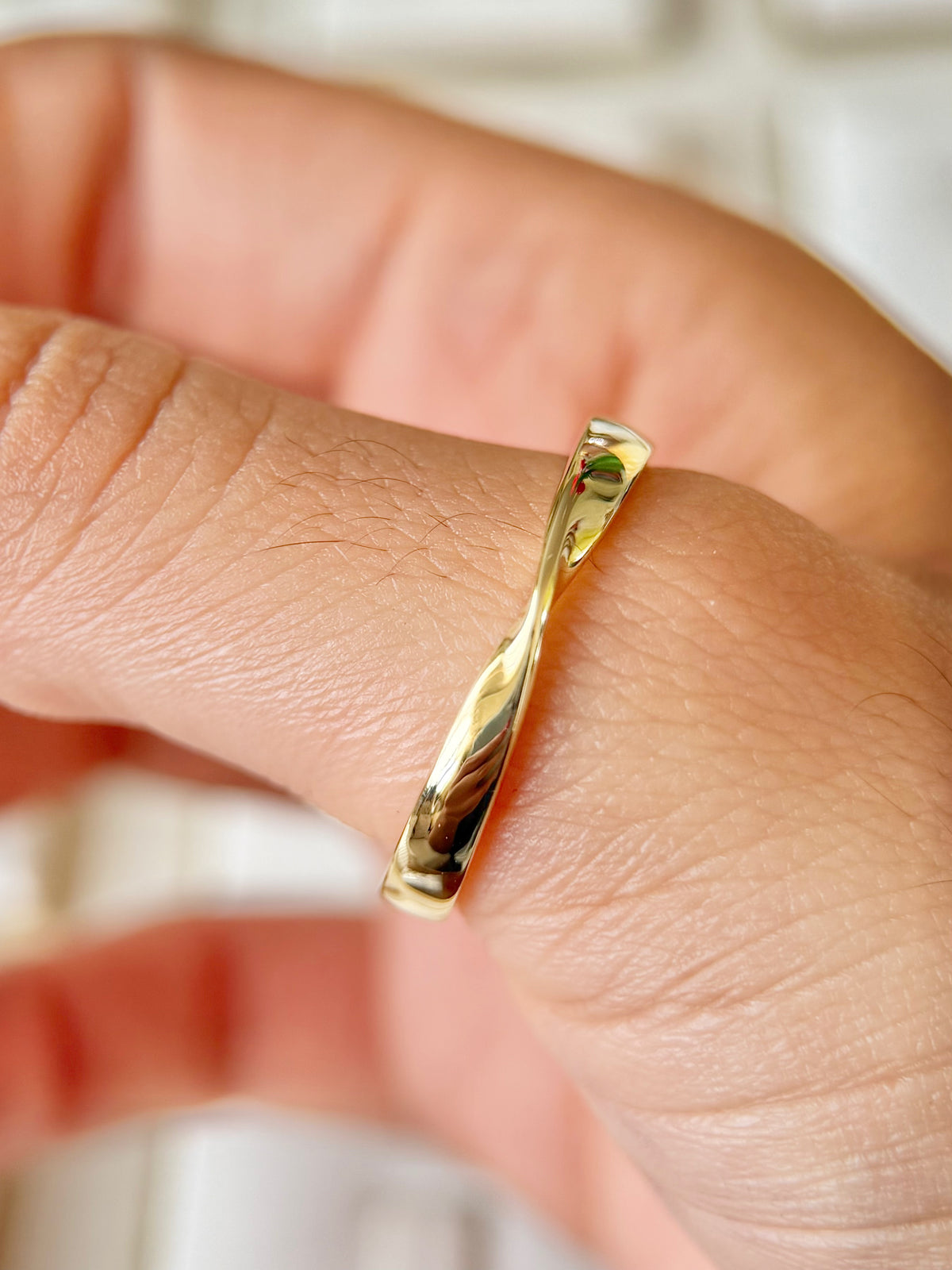 Anillo Aro Liso Entrelazado para Hombre