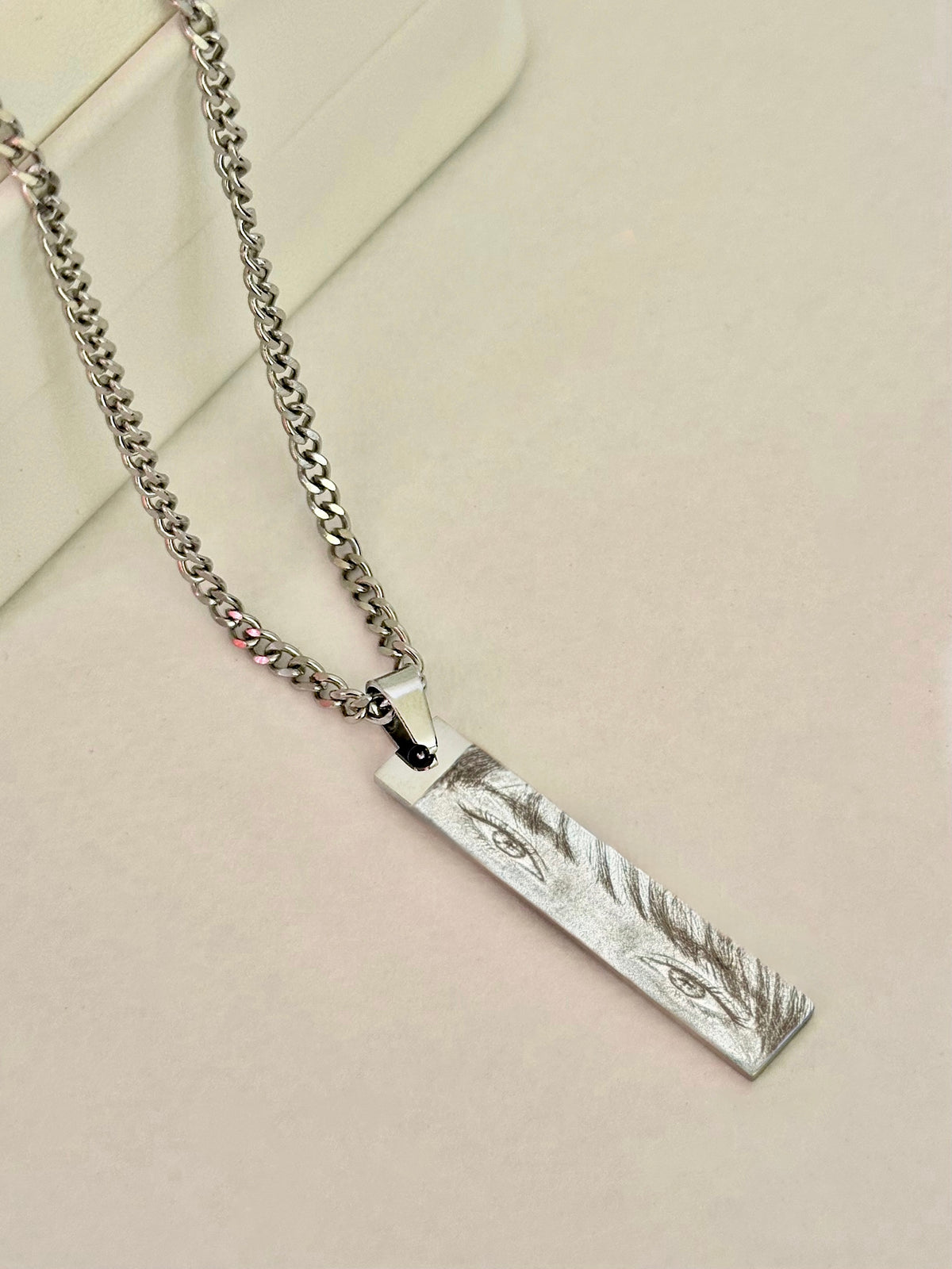 Collar con Placa Grabable, Acero Inoxidable