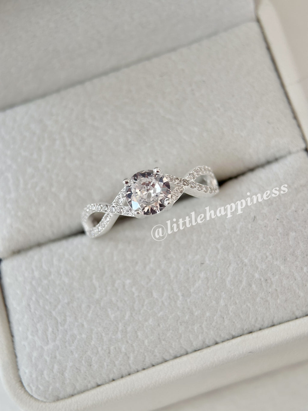 Anillo Compromiso, Infinito