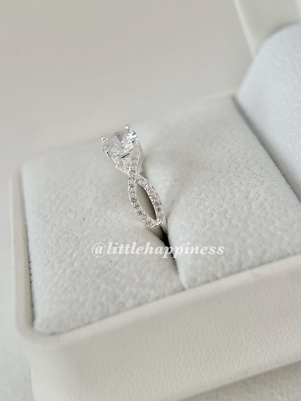 Anillo Compromiso, Infinito