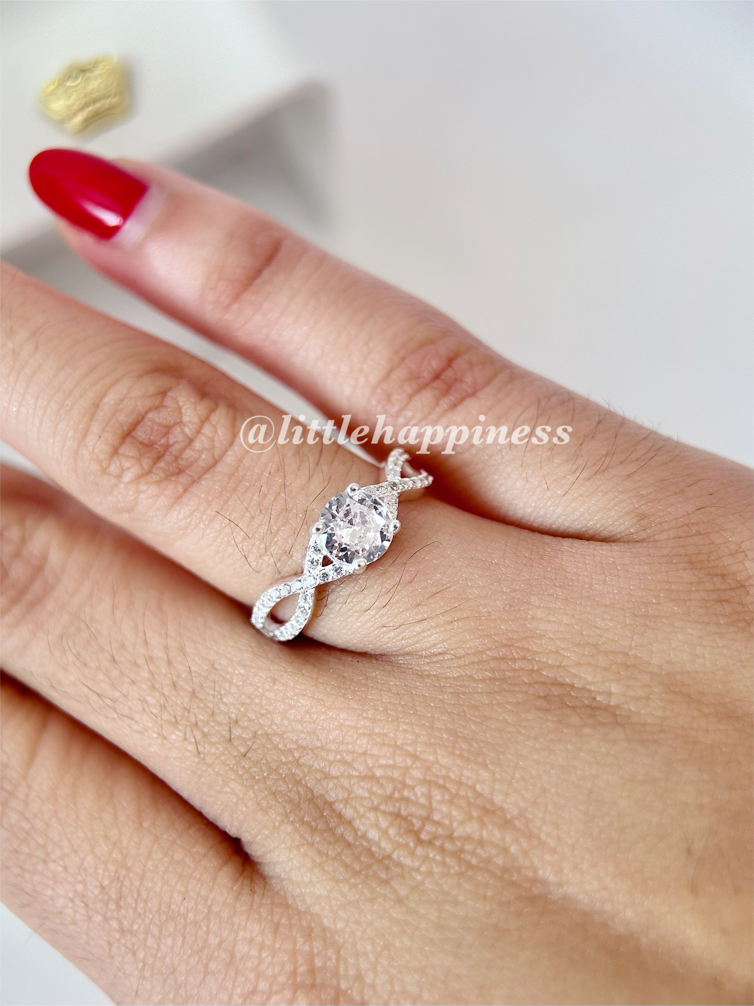 Anillo Compromiso, Infinito