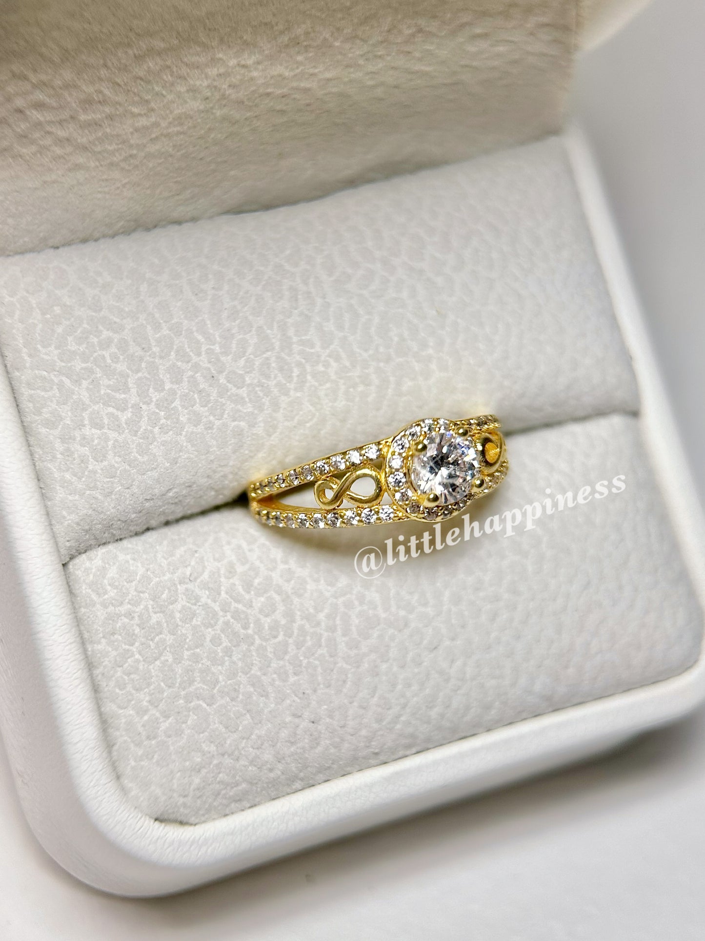 Anillo compromiso Infinito, Dorado