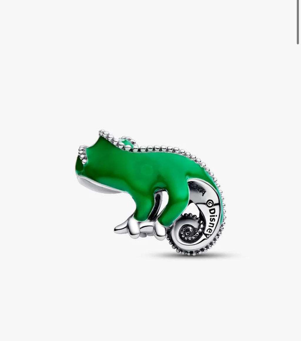 Charm Pascal de Enredados de Disney, cambia de color