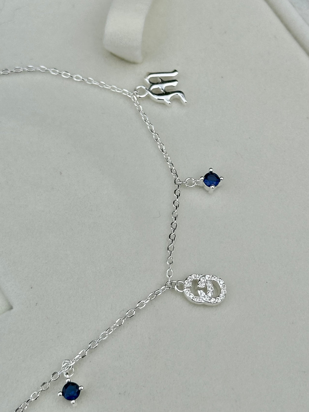Guillo De Pie, Plata 925