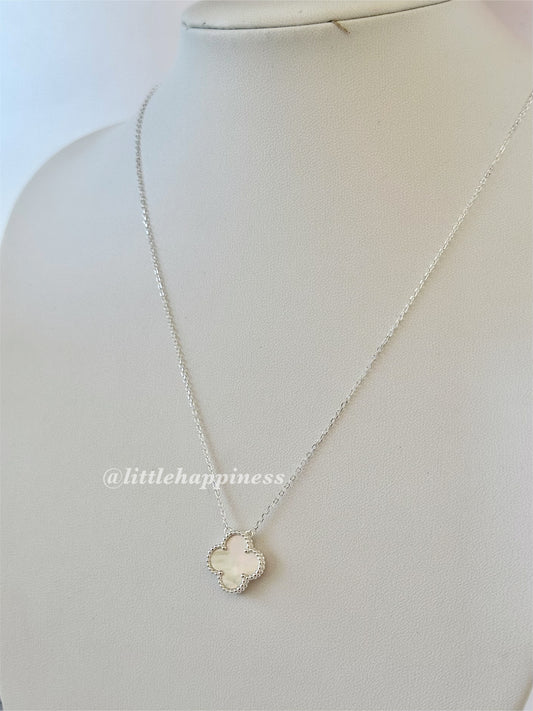 Collar 1 trébol blanco Plateado