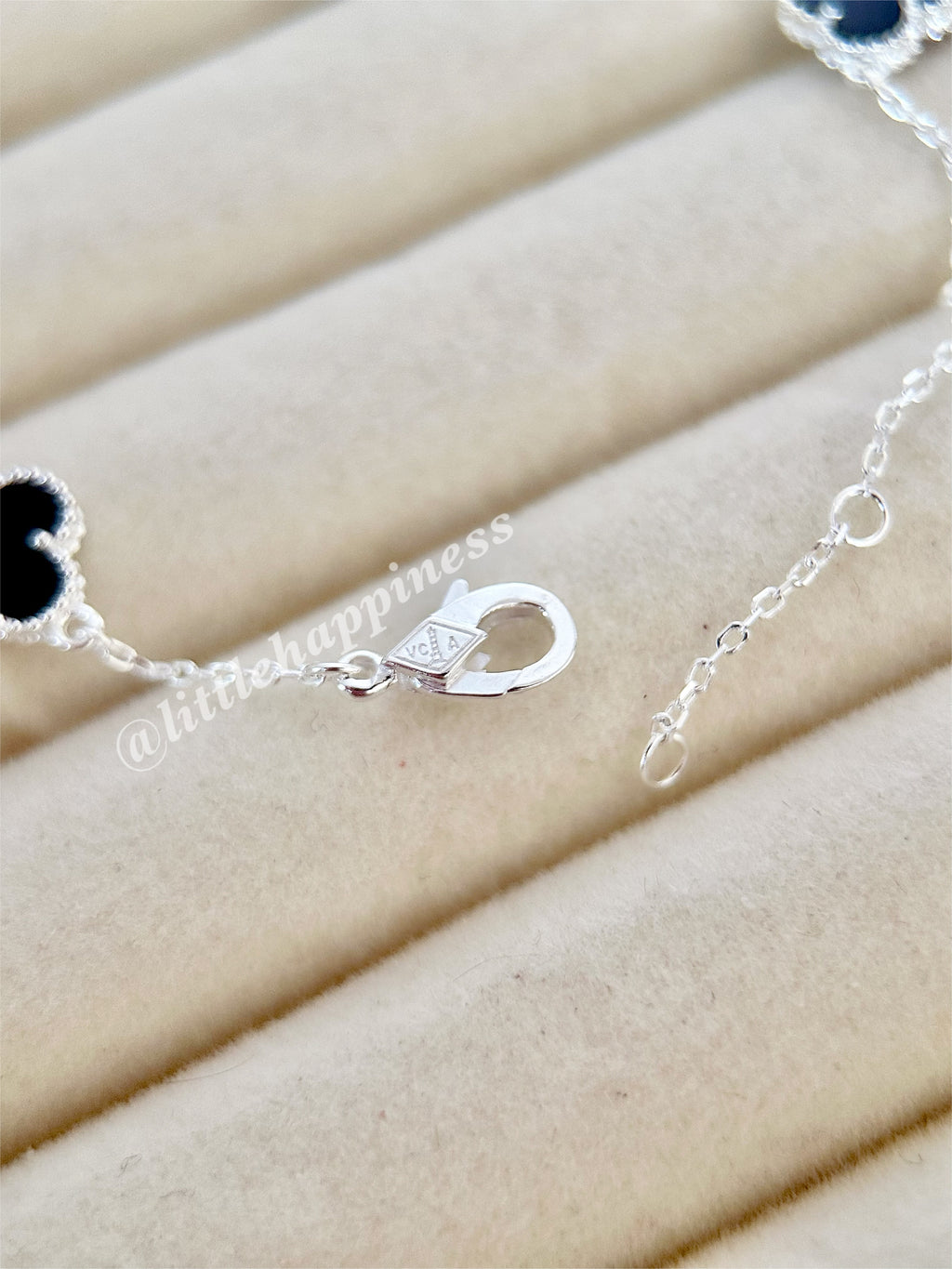 Pulsera Mini Tréboles Negros