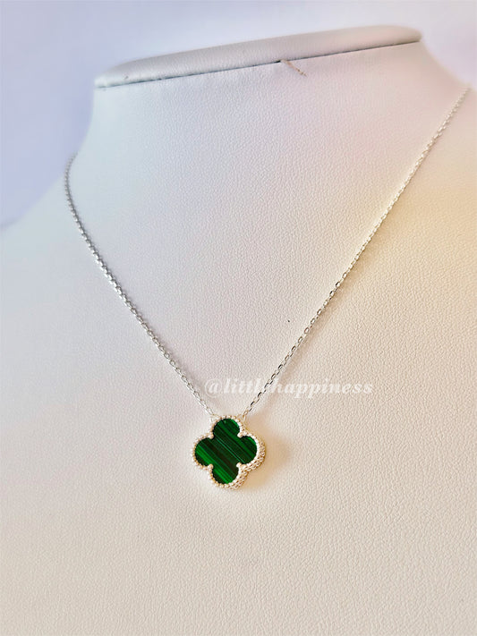 Collar 1 Trébol Plateado con Verde