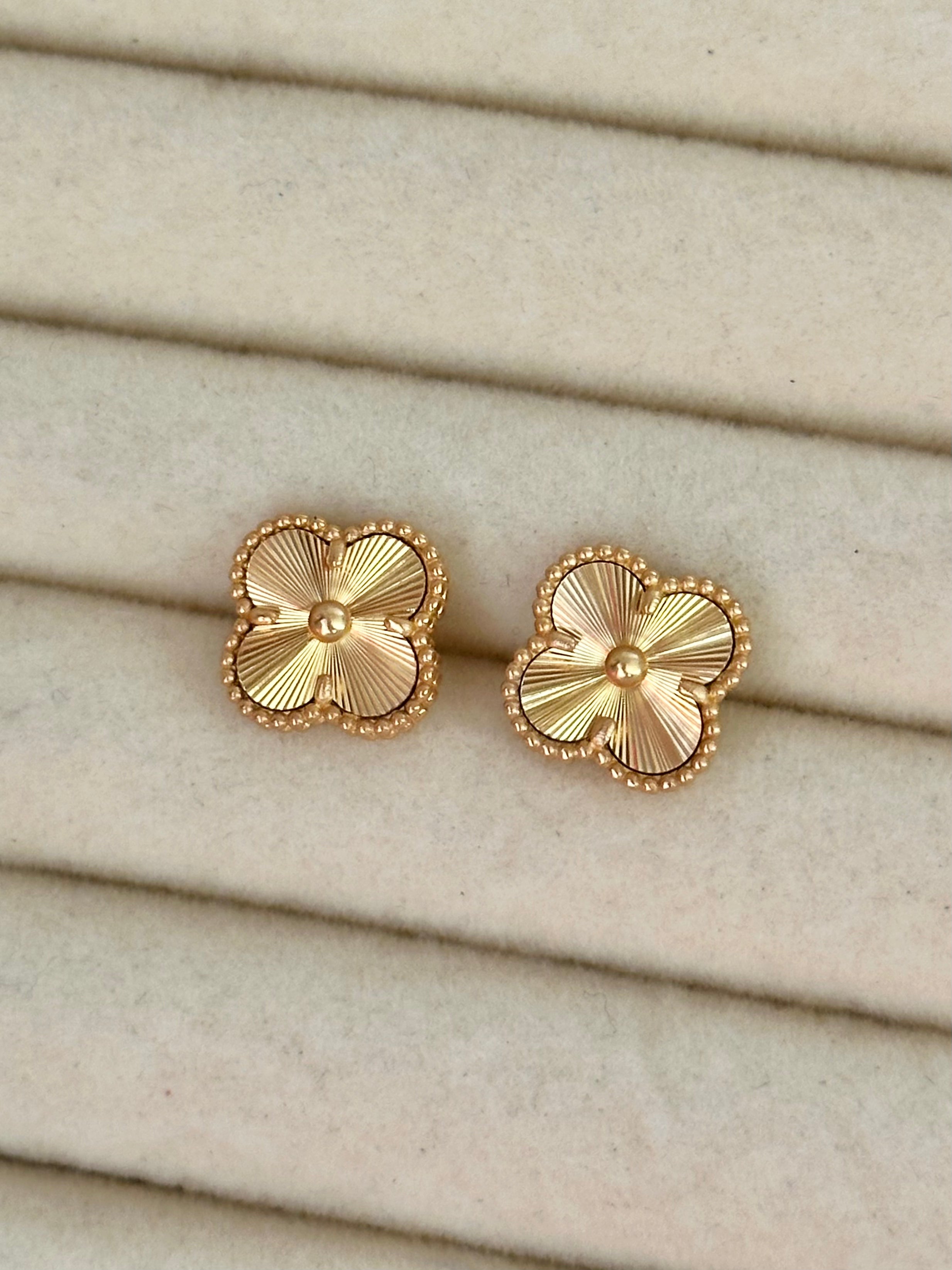 Aretes tréboles Dorados